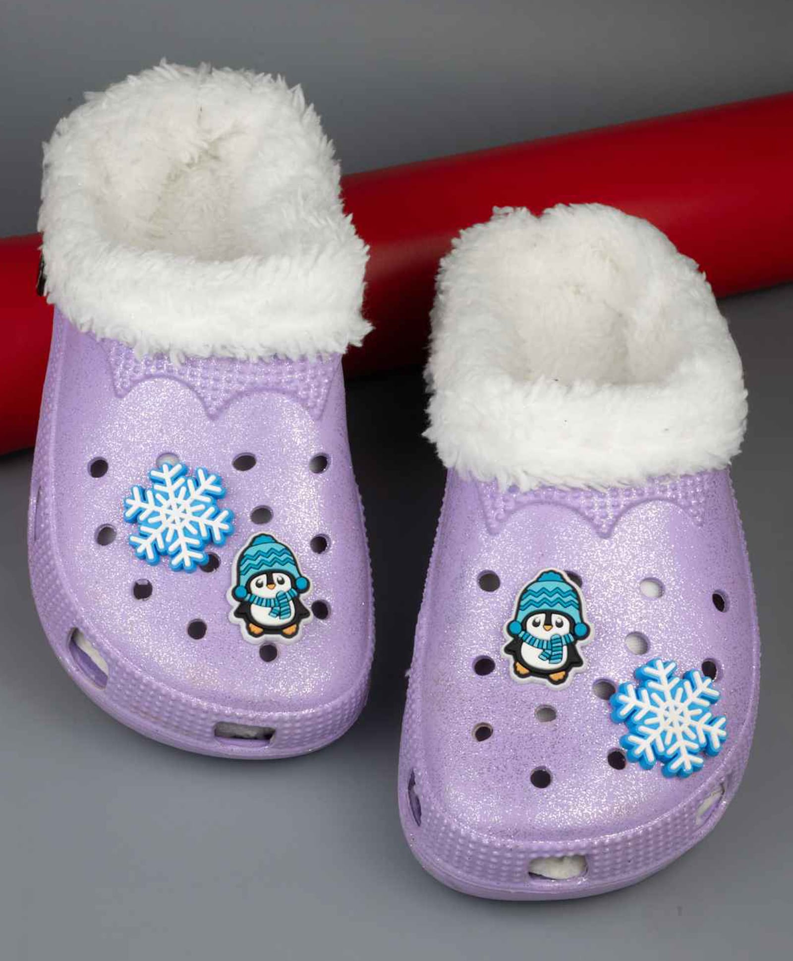 Yellow Penguin & Snowflakes Applique Detailed Plush Line Perforated Clogs - Purple-image-25