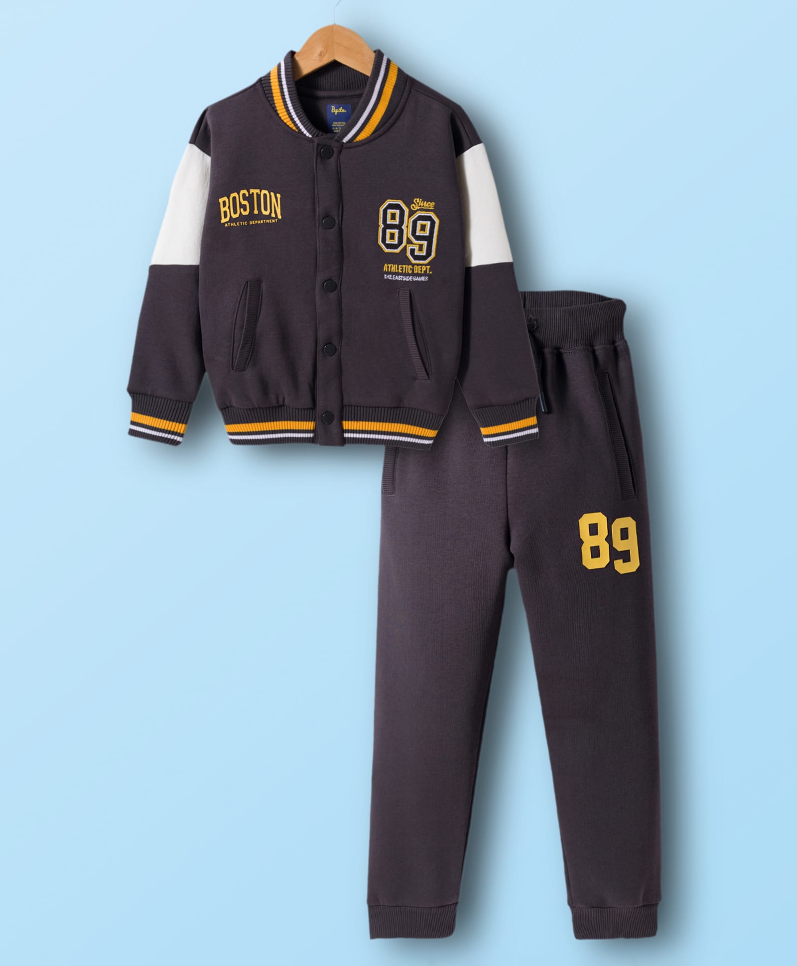 Pepito Fleece Knit Full Sleeves Winter Wear Sweatshirt & Lounge Pant Set With Text Print - Black & White-picture-19