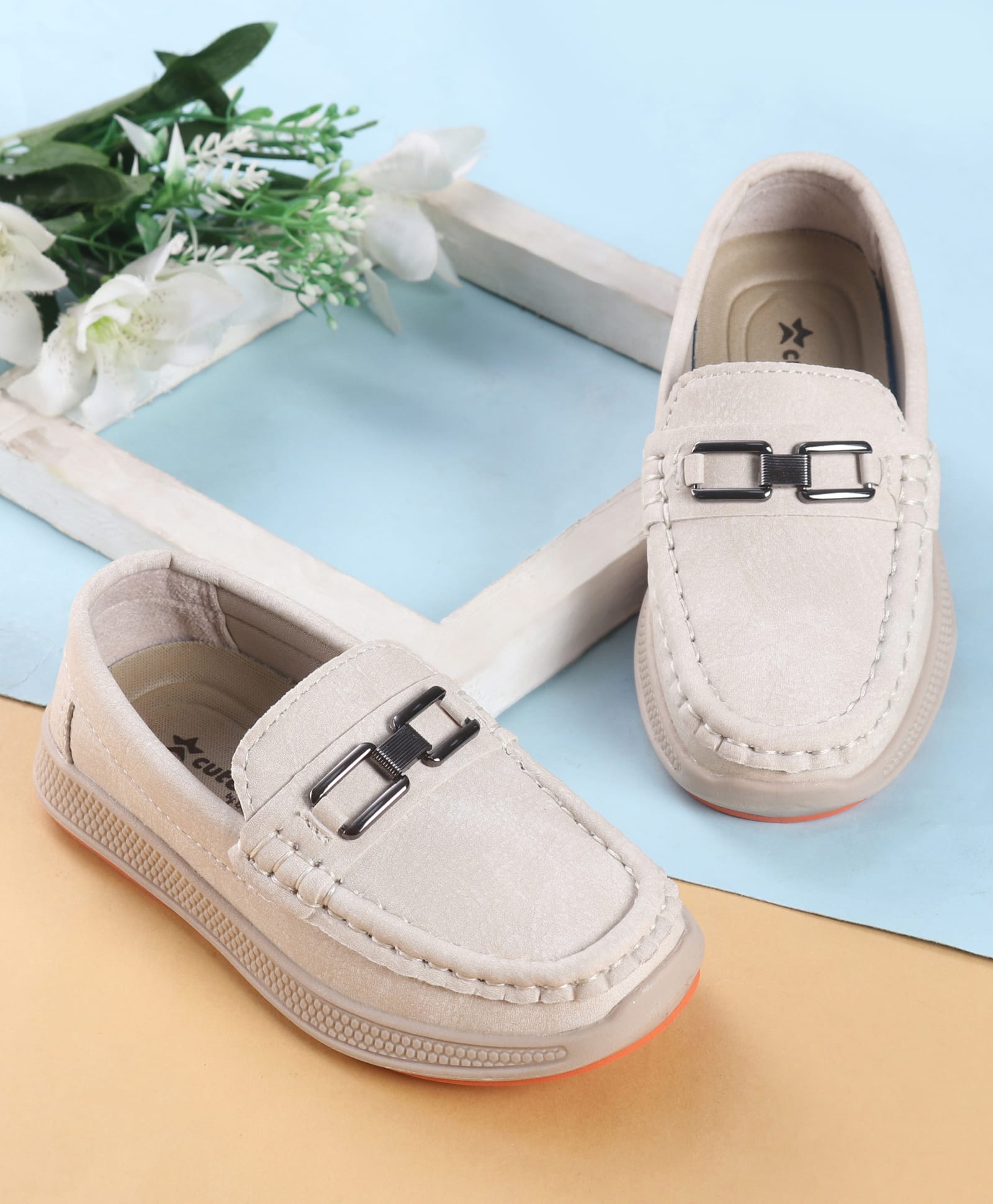 Cute Walk by Babyhug Slip On Solid Color Loafers - Beige-image-4