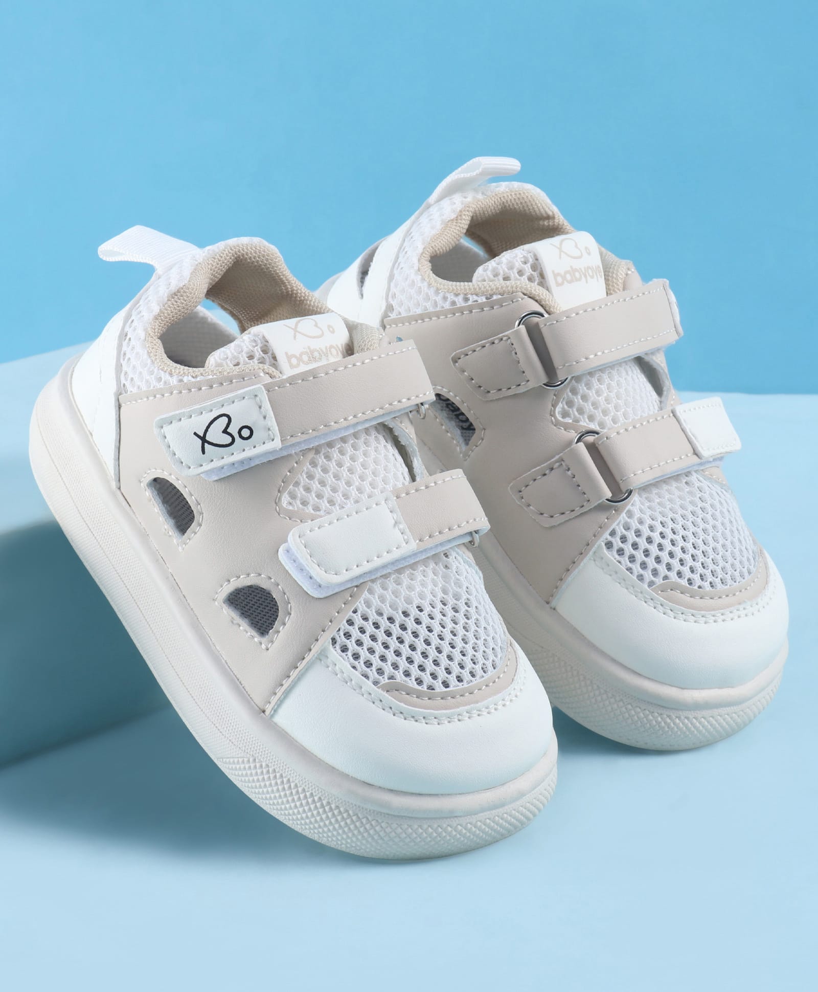Babyoye Velcro Closure Solid Colour Casual Shoes - Beige
