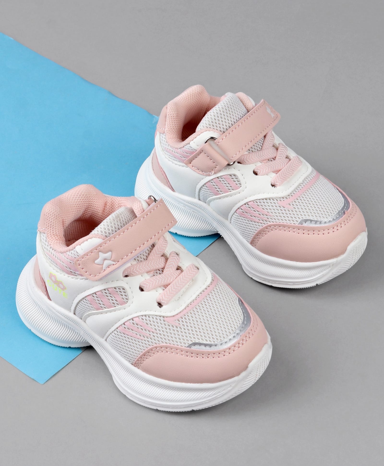 Cute Walk by Babyhug Closure Sneakers with Cute Print - Pink