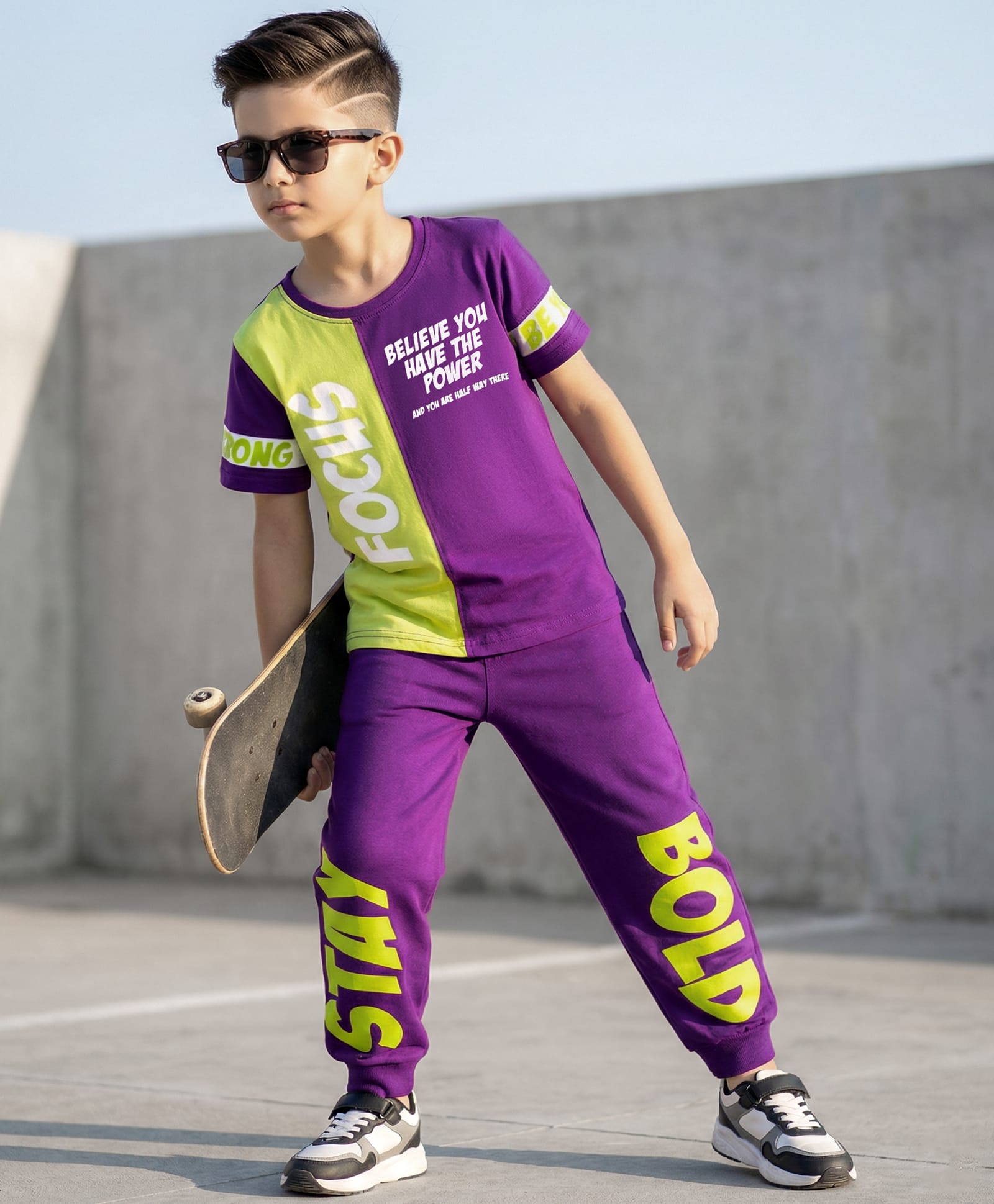 OLLINGTON ST. Cotton Knit Half Sleeves T-Shirt With Print & Jogger Set - Multicolor-picture-31