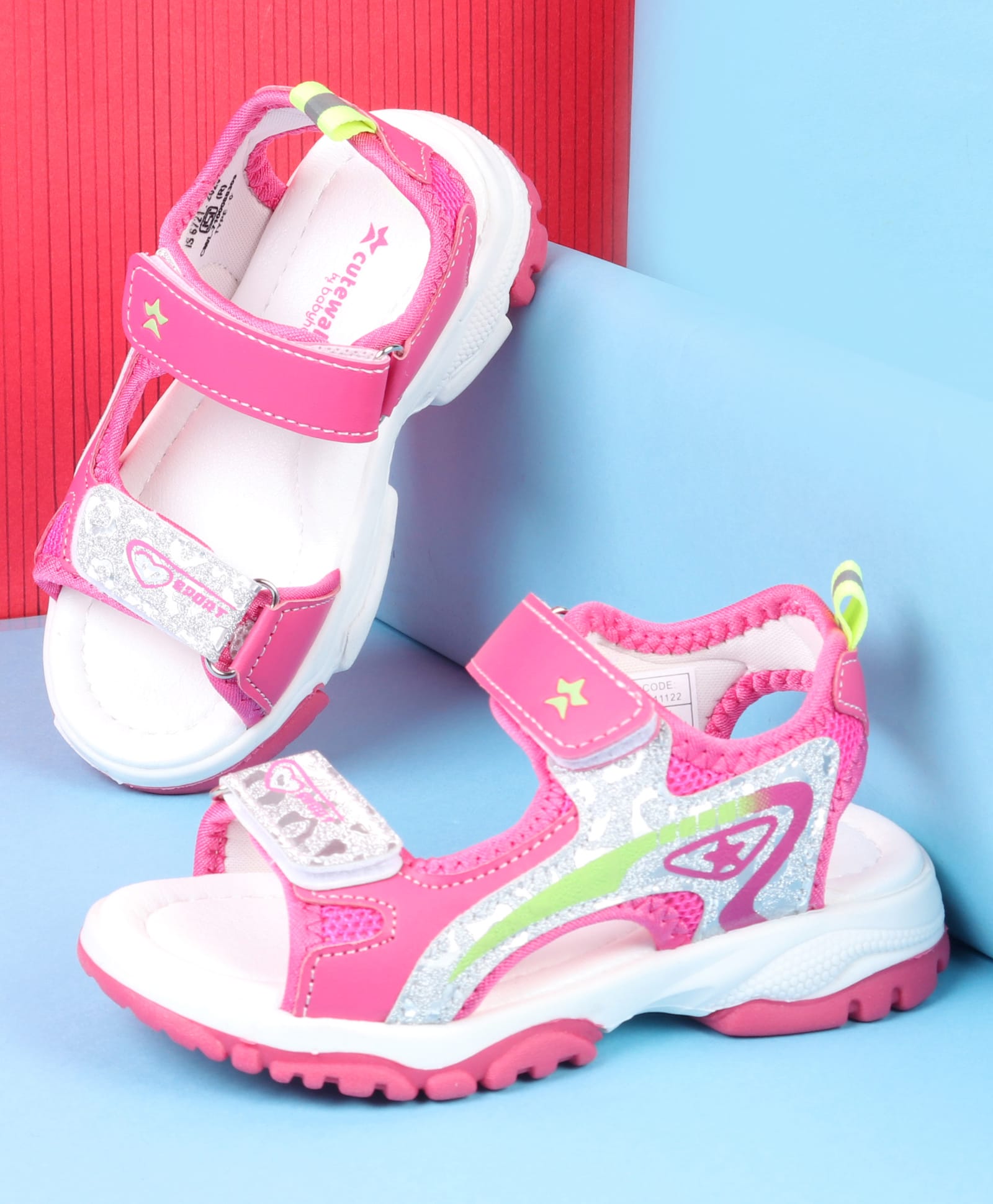 Cute Walk by Babyhug Velcro Closure Sandals with Glitter Print - Fuchsia-picture-28