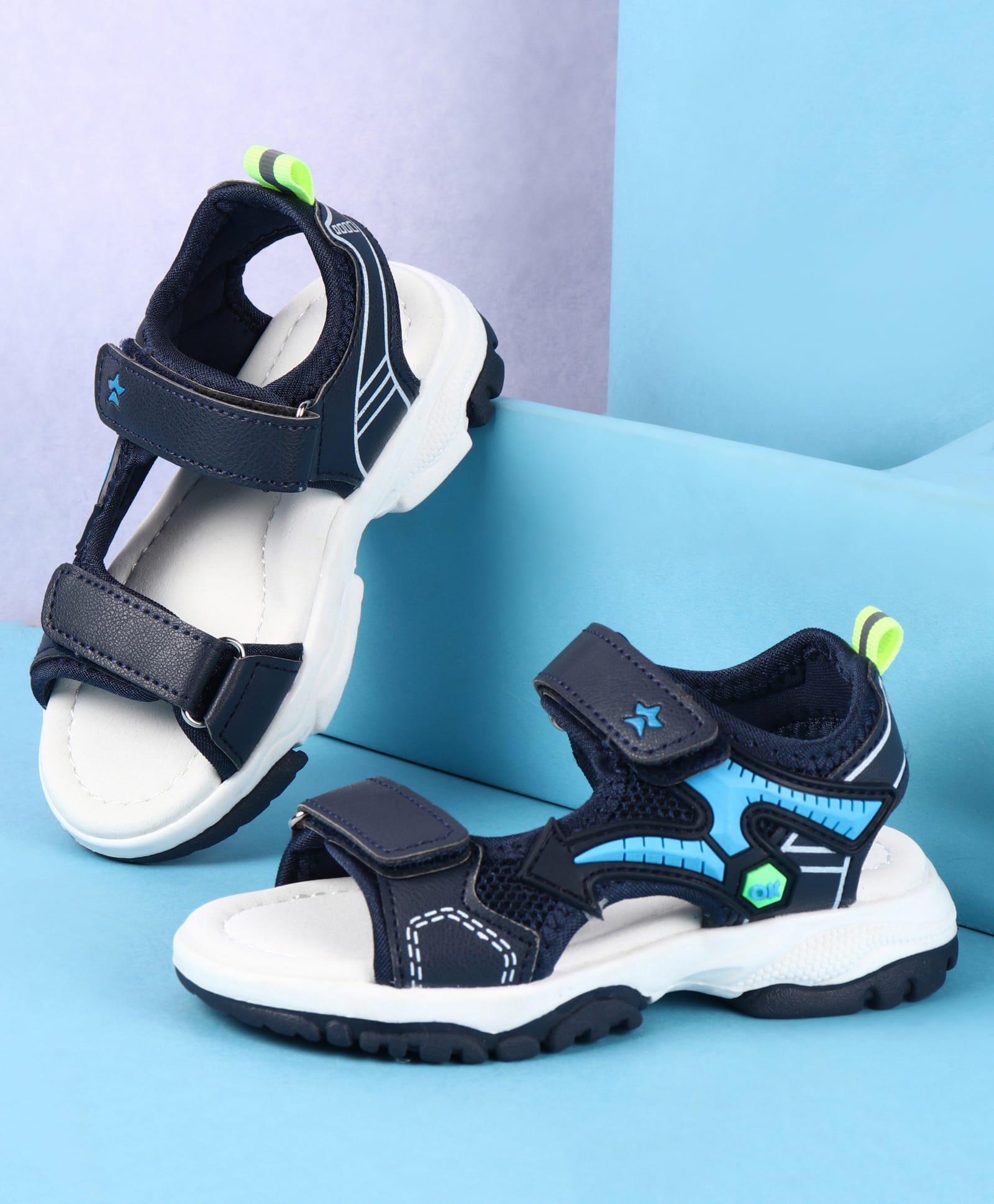 Cute Walk by Babyhug Velcro Closure Sandals with Applique - Navy Blue-picture-14
