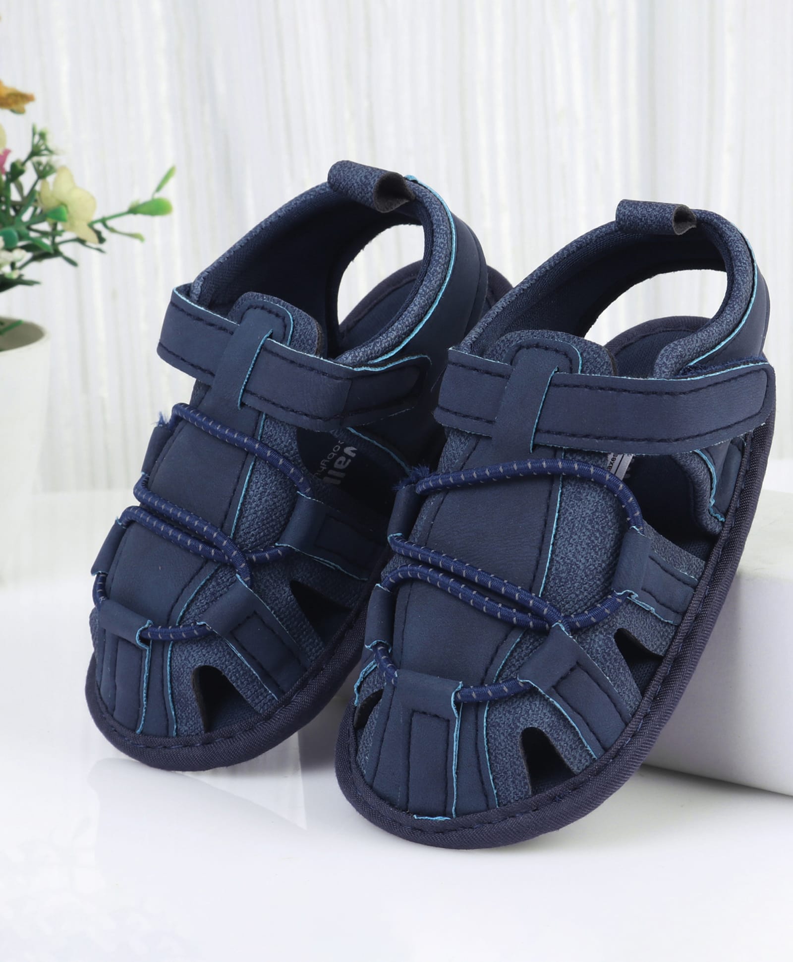 Cute Walk by Babyhug Velcro Closure Solid Colour Booties - Blue-image-20