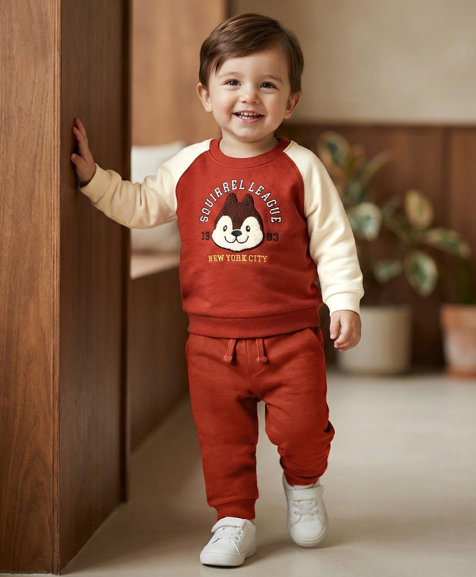 Babyoye 100% Cotton Knit Full Raglan Sleeves Sweatshirt & Lounge Pant Set With Animal Embroidery - Brown