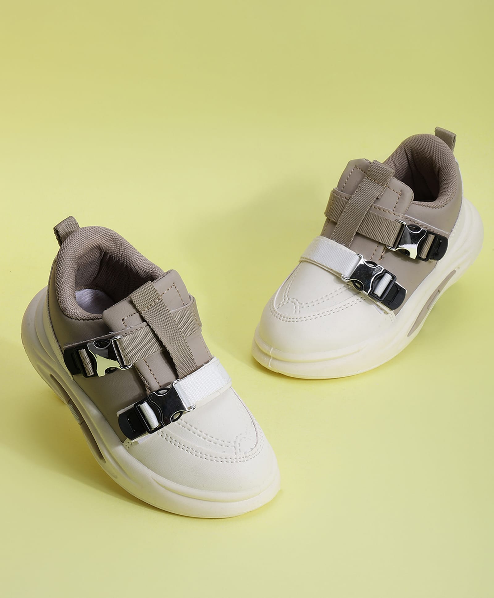 PASSION PETALS Colour Blocked Buckle Detailed Slip On Shoes - Brown & White-image-8