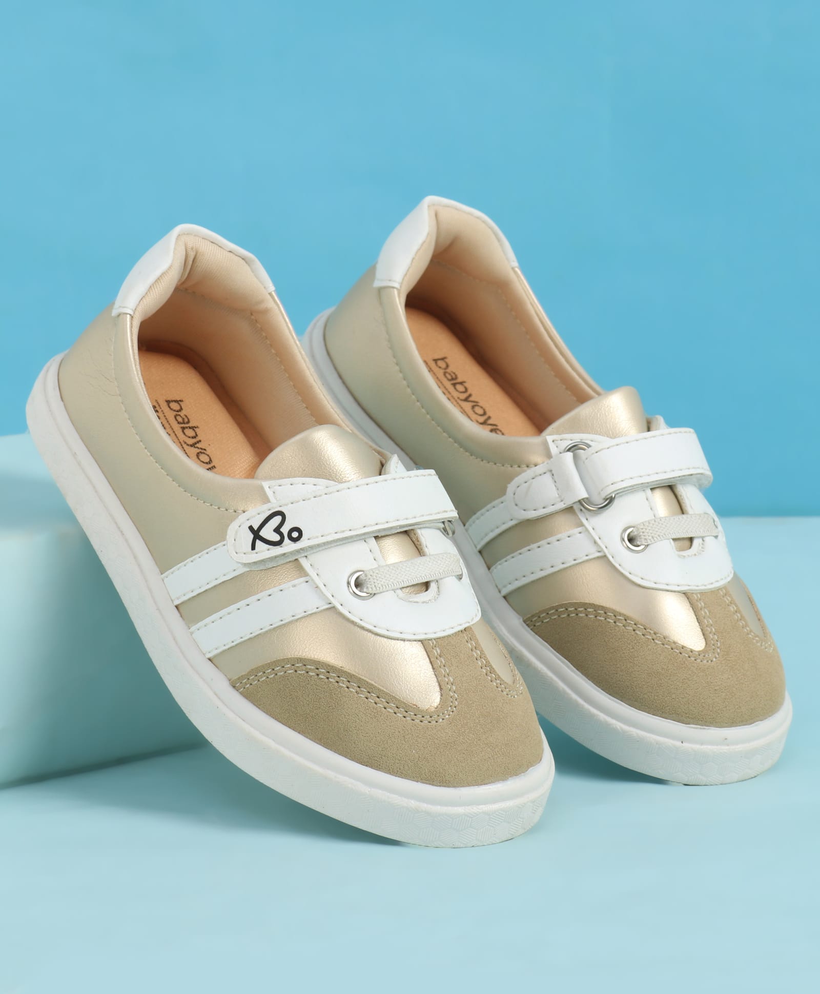 Babyoye Velcro Closure Solid Casual Shoes - Golden-image-18