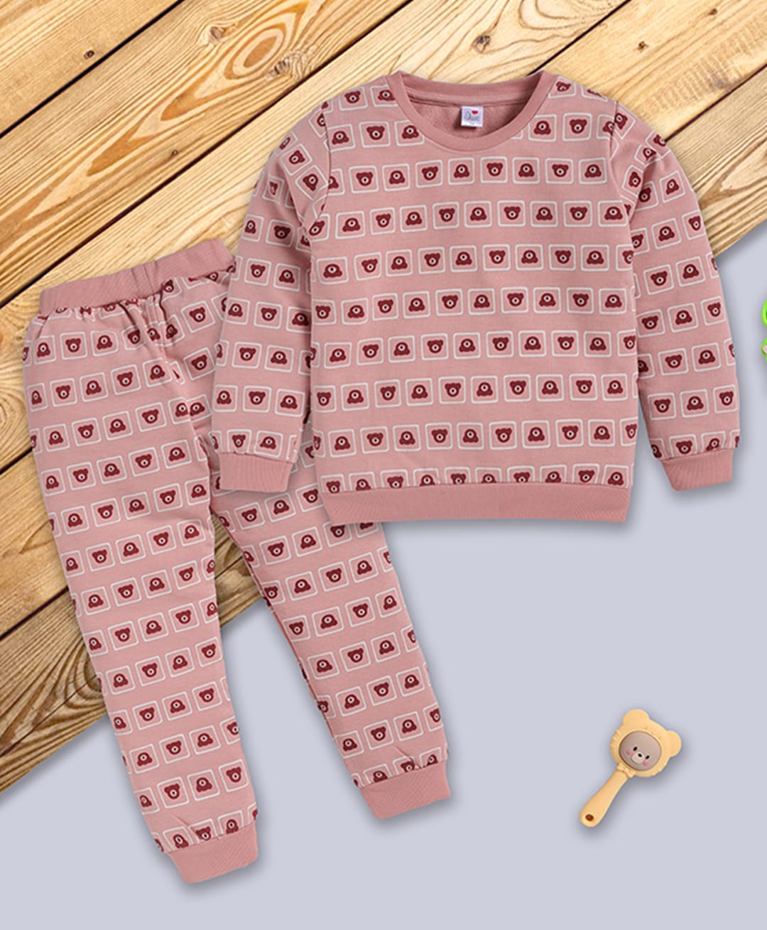 I Love Mom Cotton Lurex Knit Full Sleeves Bear Motifs Printed Coordinating Winter Sweatshirt & Joggers Set - Pink-image-28