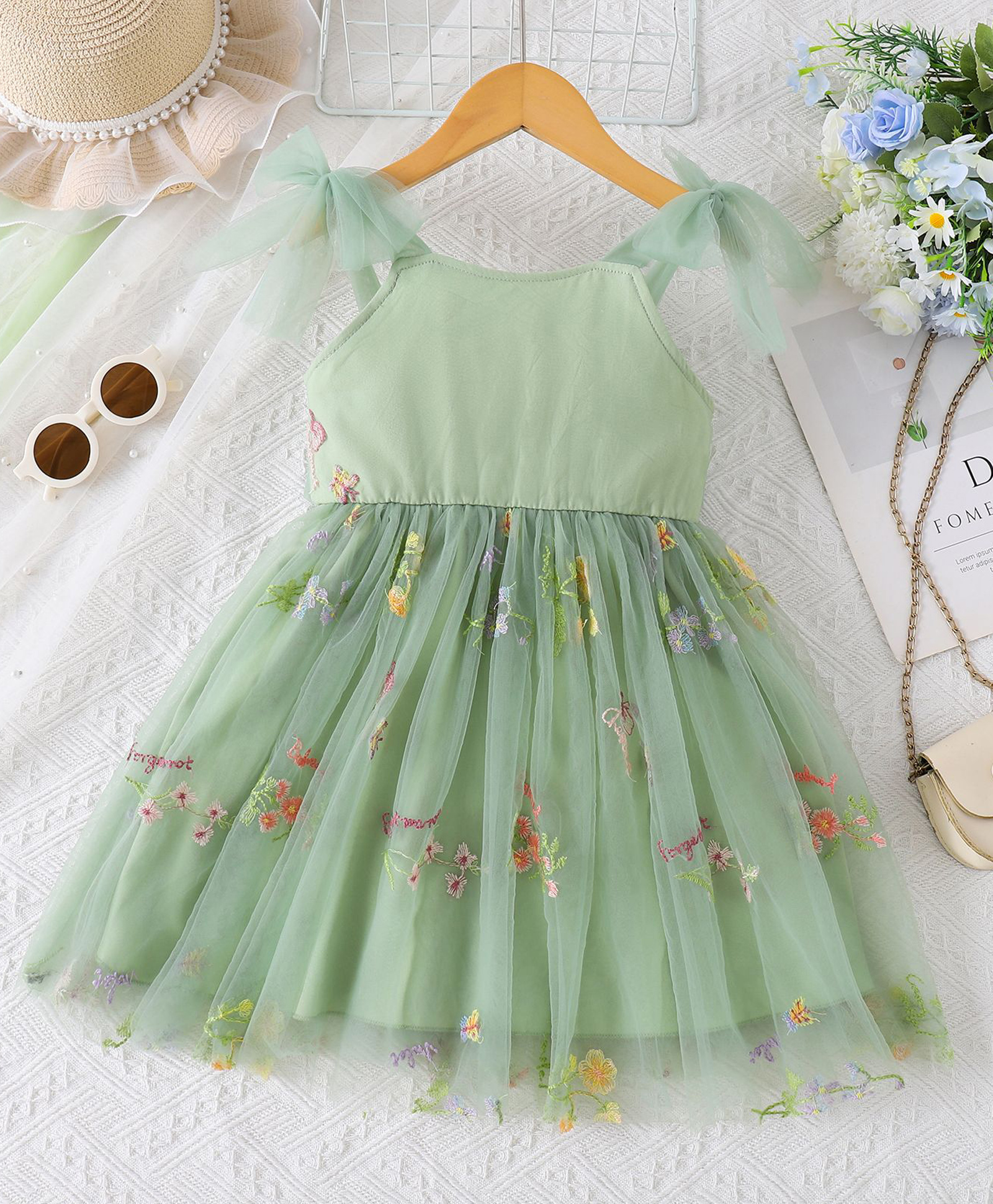 Mark & Mia Sleeveless Fit & Flared Floral Embroidered Party Dress - Light Green