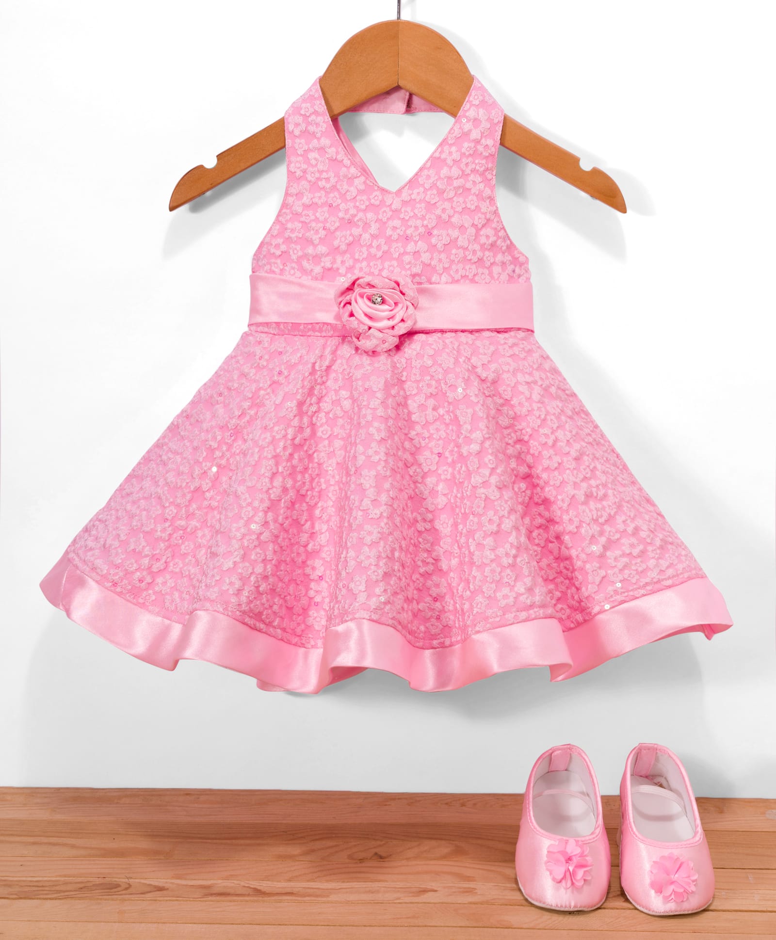 Blabber Sleeveless Stone Embellished Floral Designed & Applique Detailed Knee Length Dress With Booties - Pink-image-10