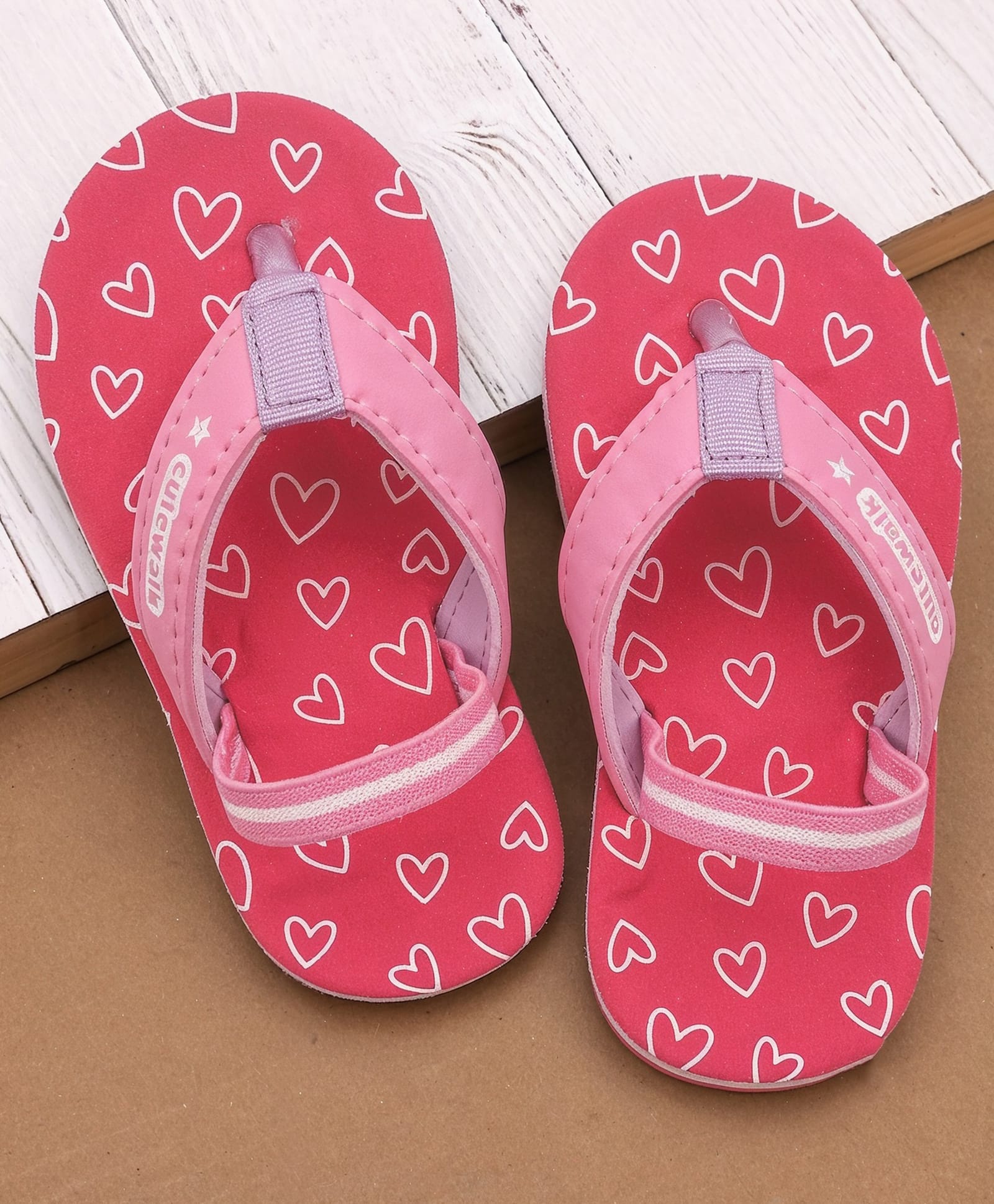 Cute Walk by Babyhug Hearts Printed Flip Flops with Back Strap - Fuchsia-image-49