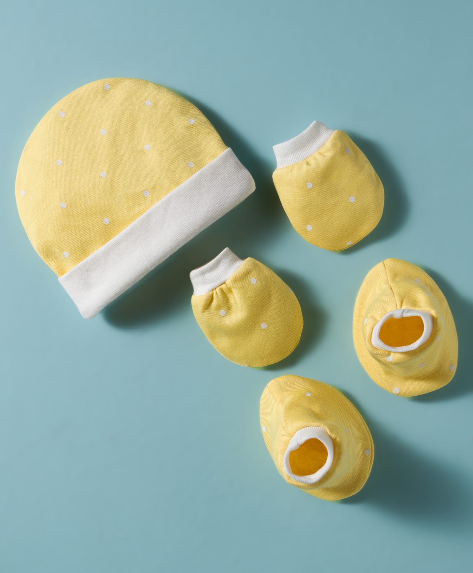 Bubble Pop Single Jersey Knit Polka Dots Printed Cap Mittens & Booties Set Yellow - Diameter 11 cm-image-40