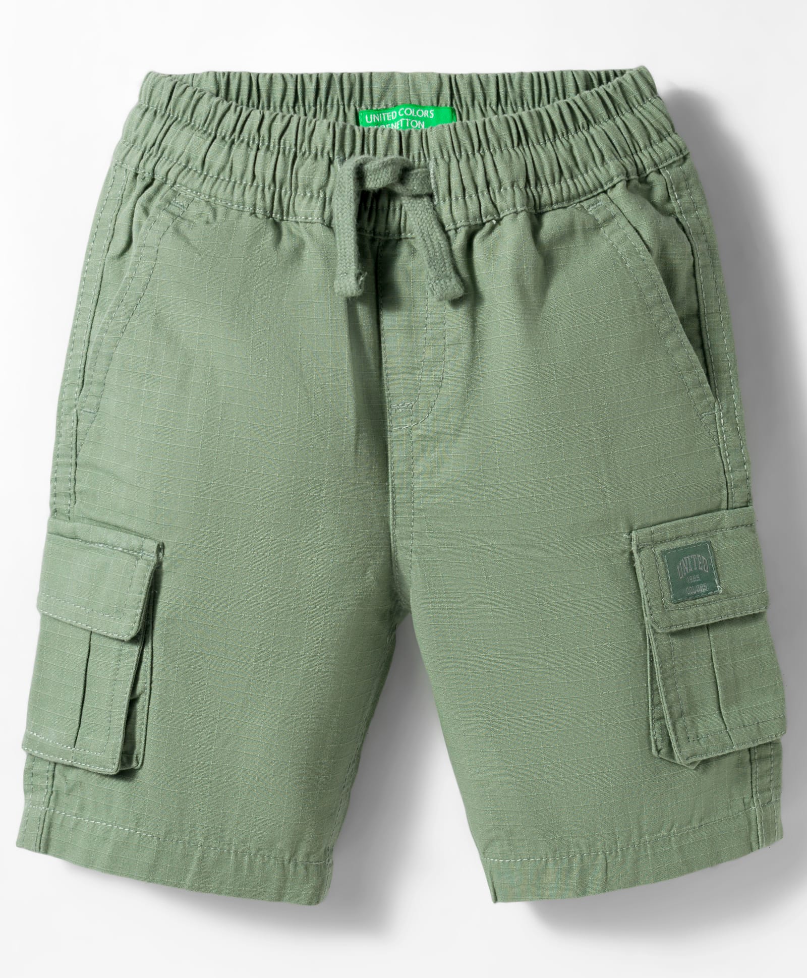 UCB Cotton Woven Knee Length Solid Color Shorts with Pockets - Green-image-34