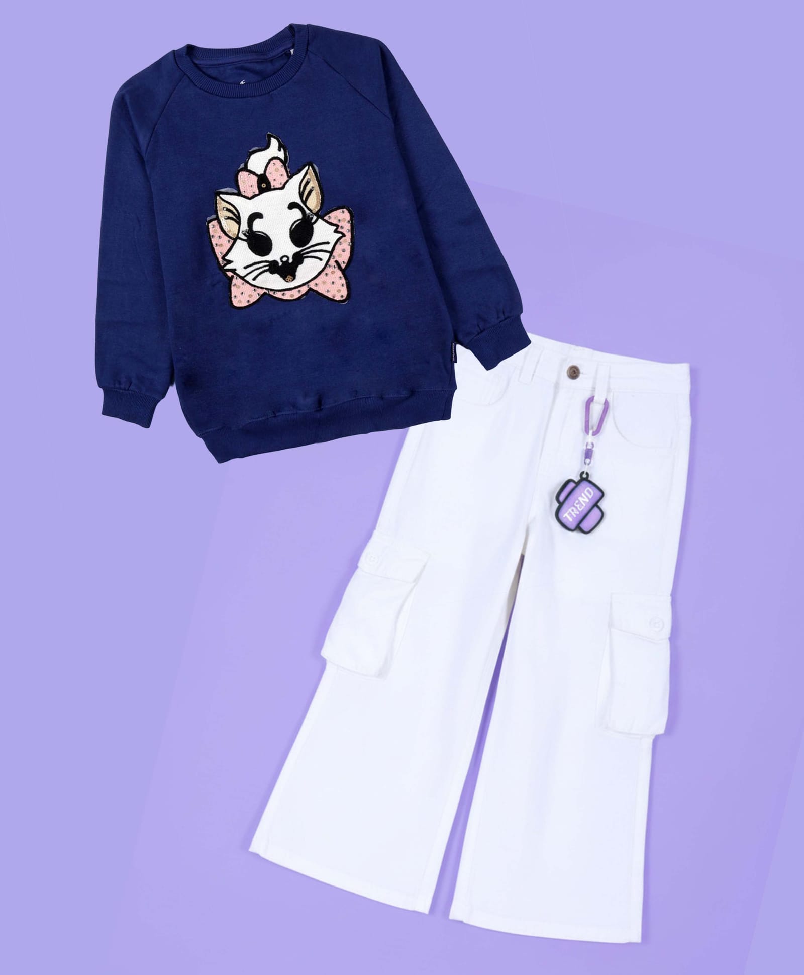 Kiddopanti Cotton Fleece Knit Full Sleeves Cat Patch Detailed Winter Sweatshirt & Pants Set - Navy Blue & White-picture-30