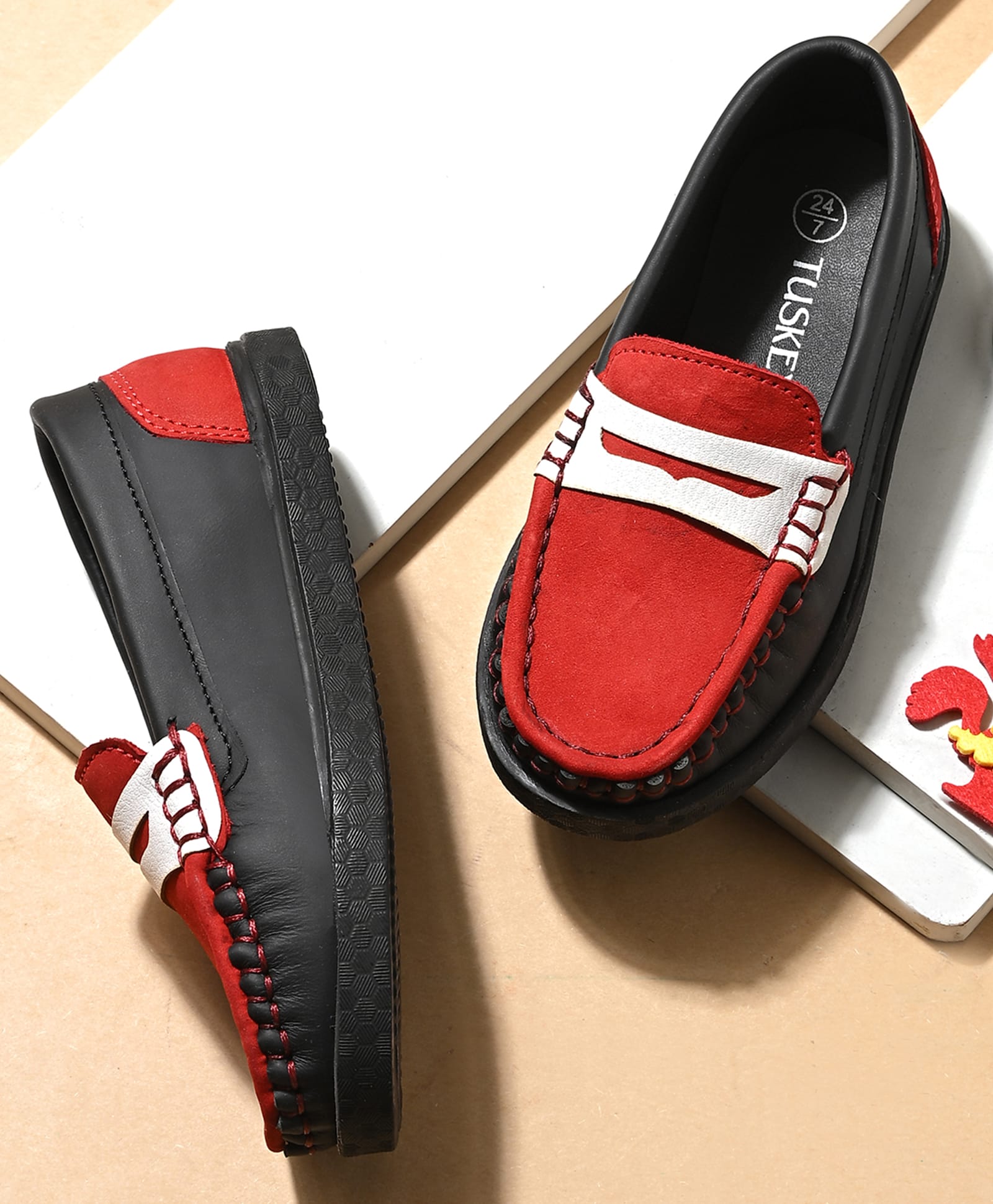 Tuskey Colour Blocked Slip On Loafers - Black-image-45