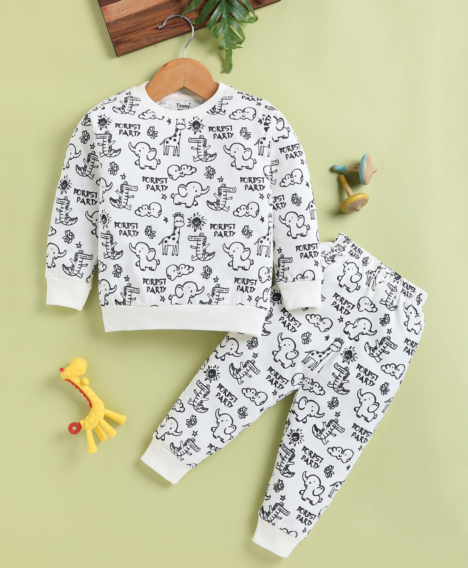 TOONYPORT Cotton Blend Knit Full Sleeves Animals Printed Coordinating Light Winter Sweatshirt & Joggers Set - Cream-picture-22