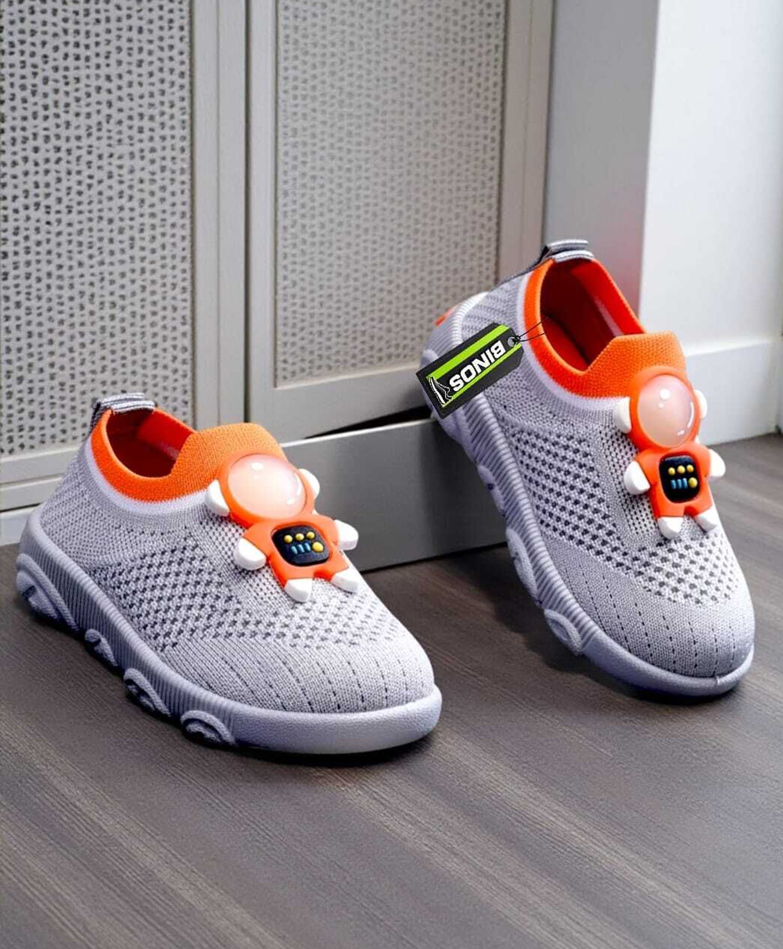 Binos Astronaut Applique Detailed Slip On Shoes - Light Grey-image-2