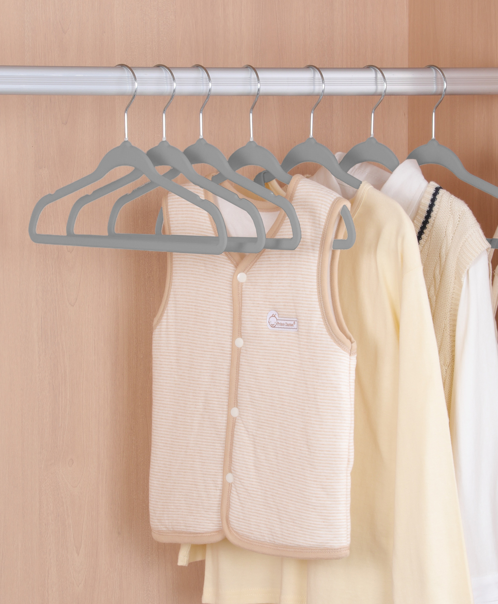 STOR Premium Velvet Kids Hangers | Ash Gray | Set of 5-image-17