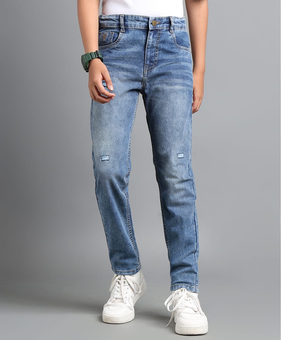 Under Fourteen Only Giraffe Face Embroidered Washed & Distressed Jeans - Navy Blue-picture-24