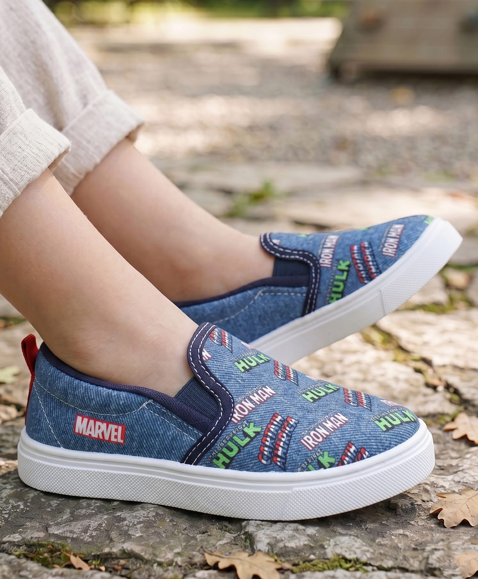 Pine Kids Marvel Slip On Casual Shoes With Avengers Graphics - Blue-image-16