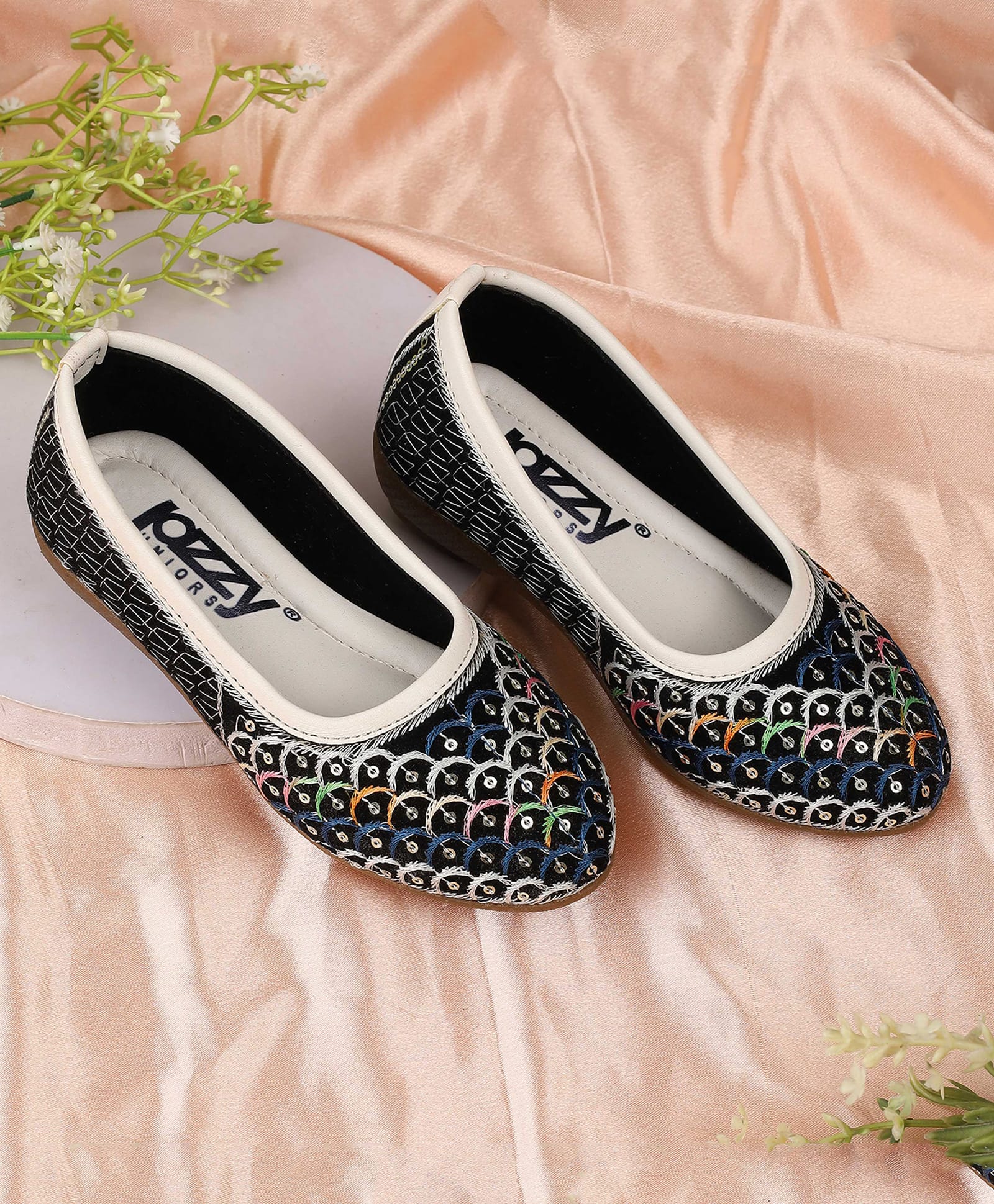 Jazzy Juniors Sequins Embellished Threadwork Detailed Ballerinas - White-image-43