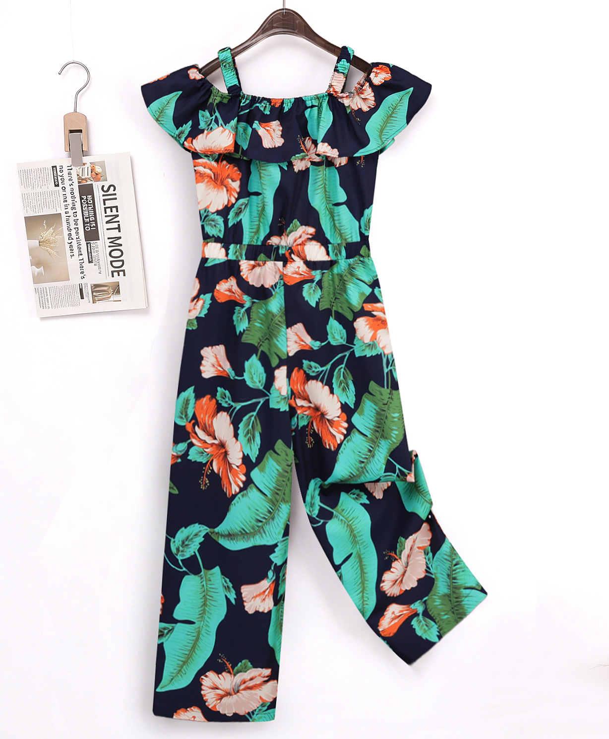 Mark & Mia Sleeveless Floral Printed Jumpsuit - Green-image-29