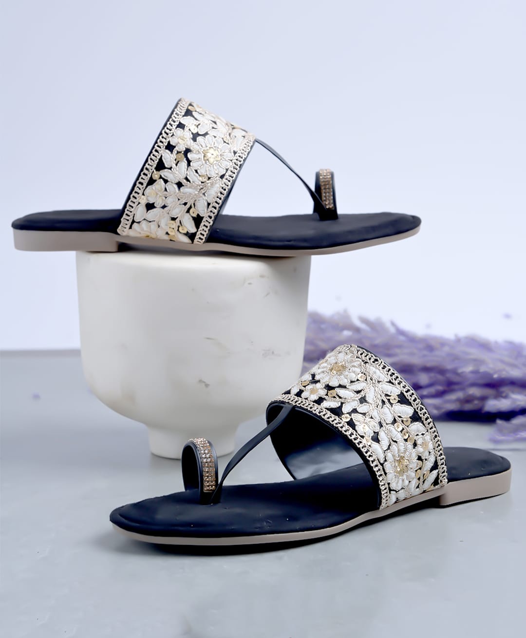 NZS Threadwork Detailed Floral Designed Kolhapuri Sandals - Black-image-26