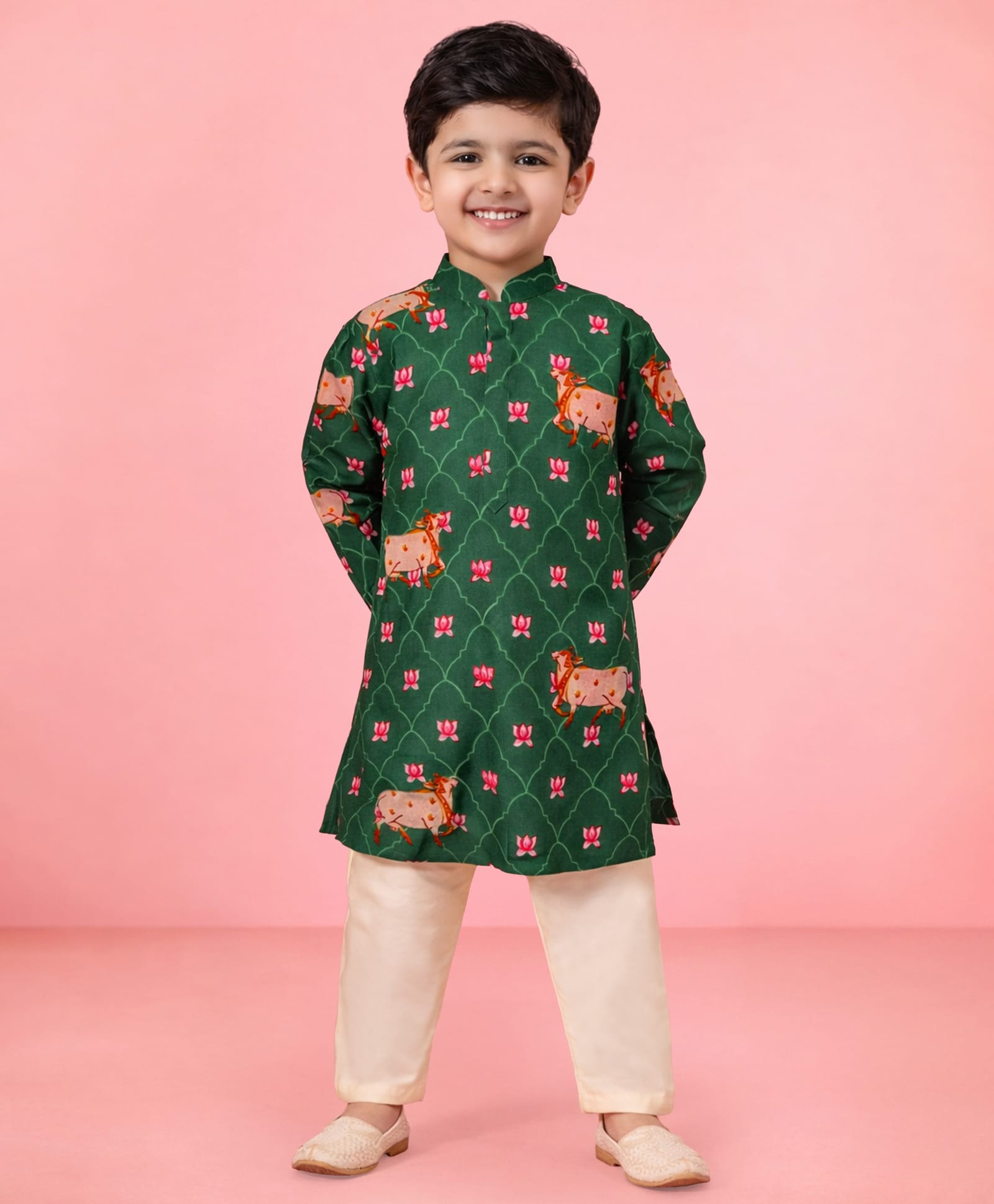 Vastramay Rayon Woven Full Sleeves Pichwai Printed Kurta With Pyjama Set - Green-picture-27