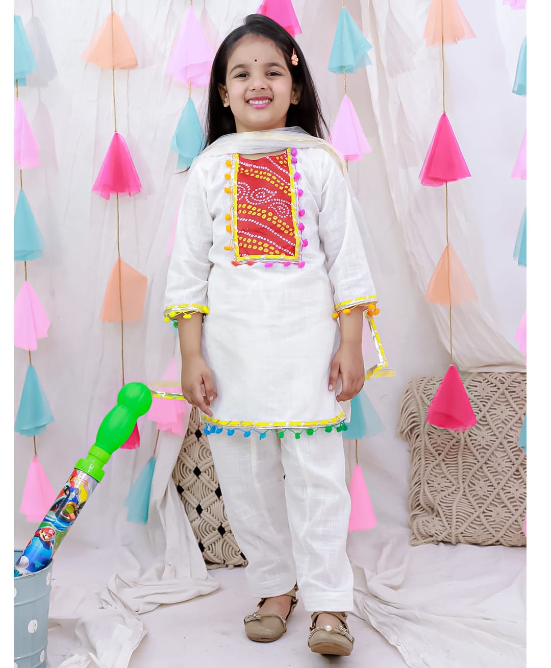 BownBee Cotton Woven Three Fourth Sleeves Bandhani Printed Kurti & Salwar With Dupatta Set - White-picture-10
