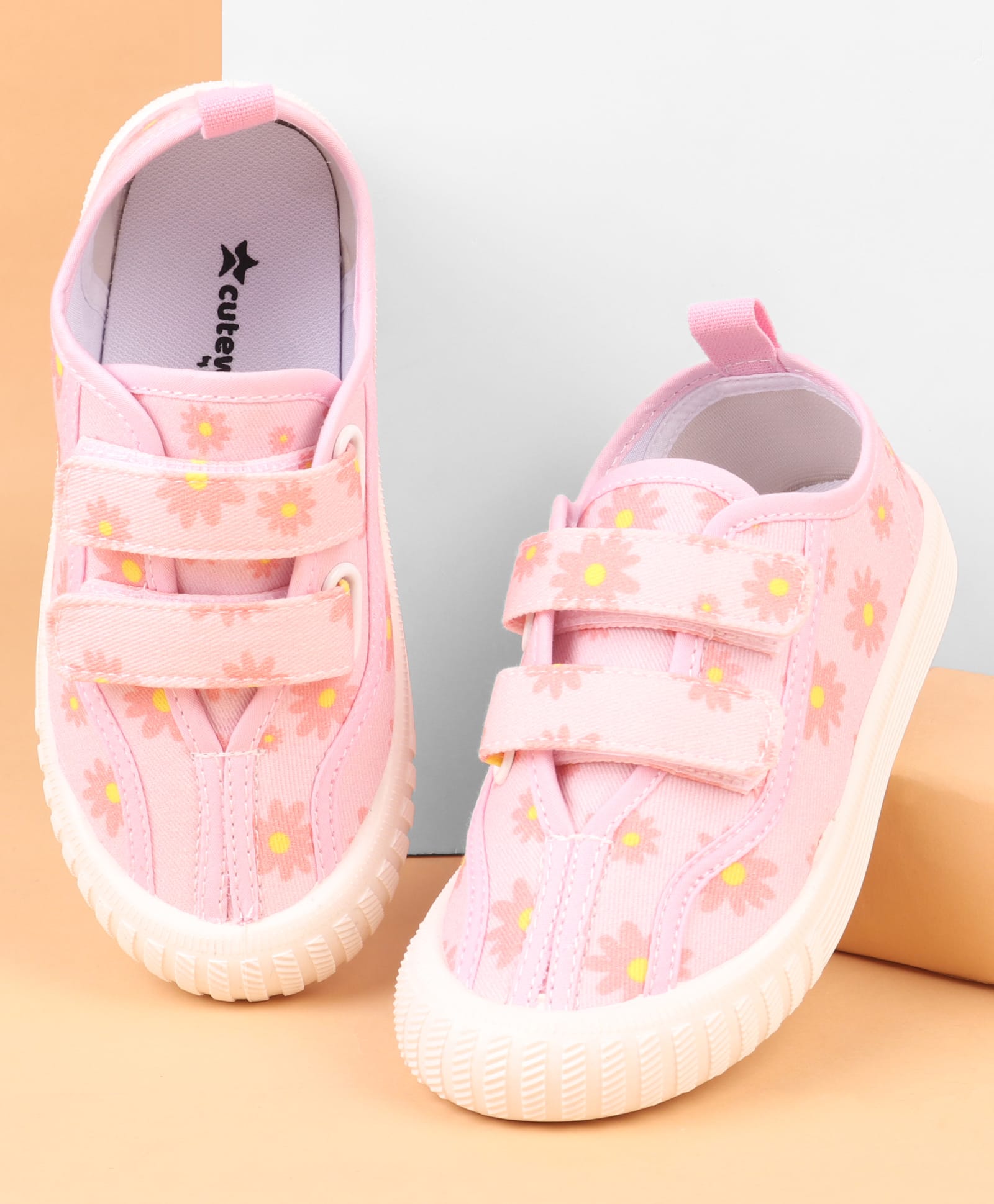 Cute Walk by Babyhug Velcro Closure Casual Shoes With Floral Print - Pink-picture-15