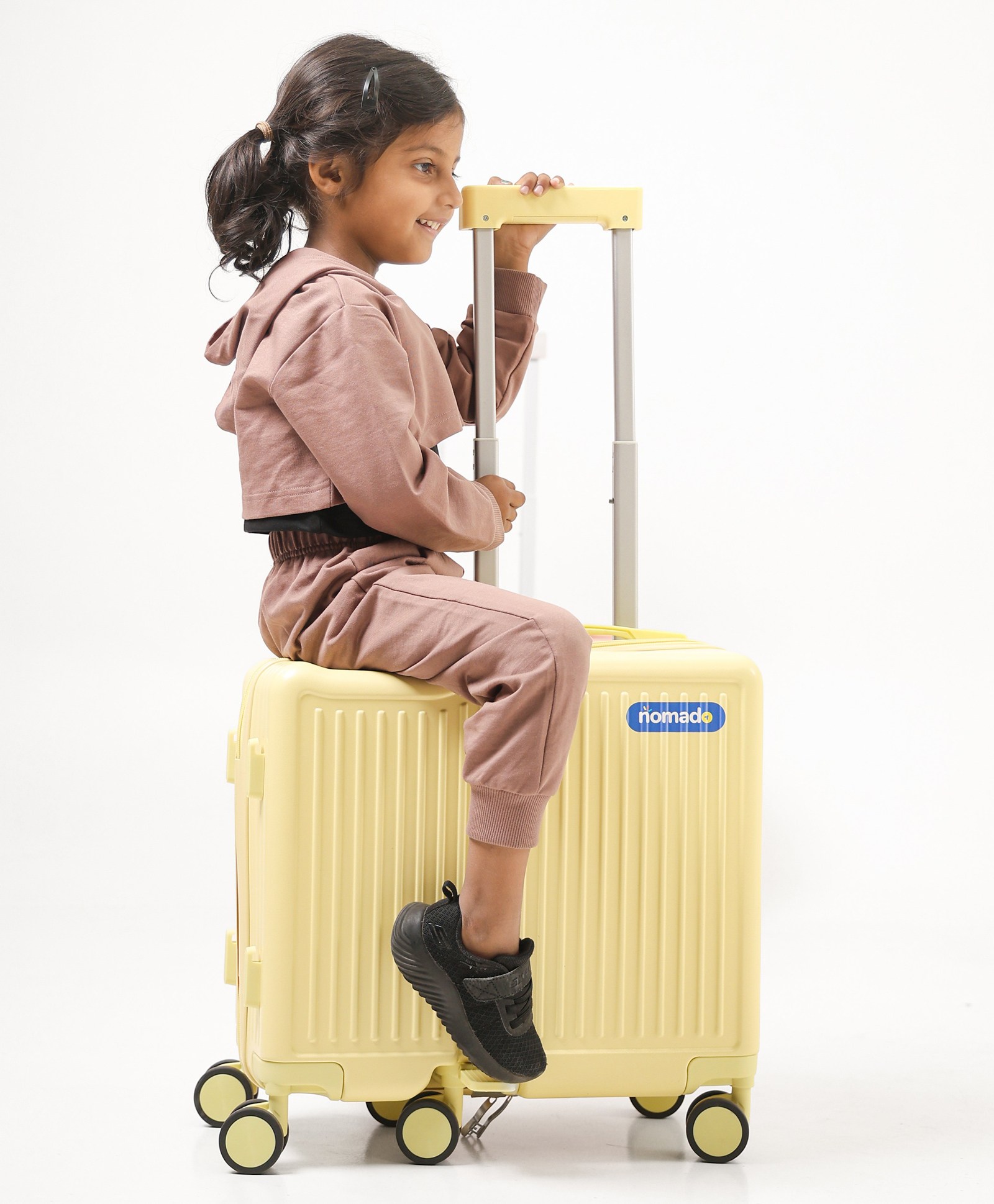 Nomado Kid's ride on Suitcase- Yellow-picture-0