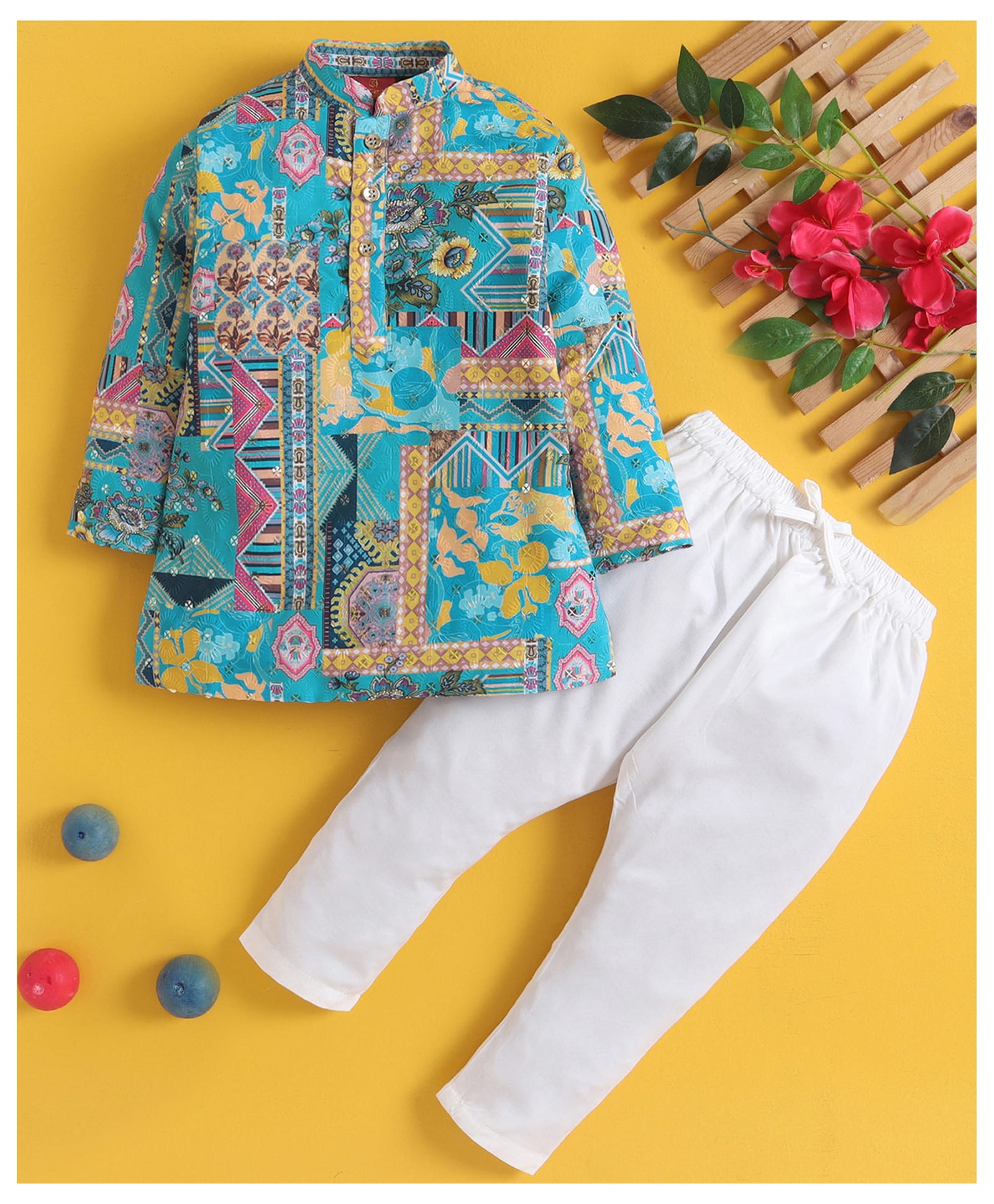 Jeet Ethnics Cotton Bend Knit Full Sleeves Floral Patchwork Printed Kurta Pyjama Set - Blue