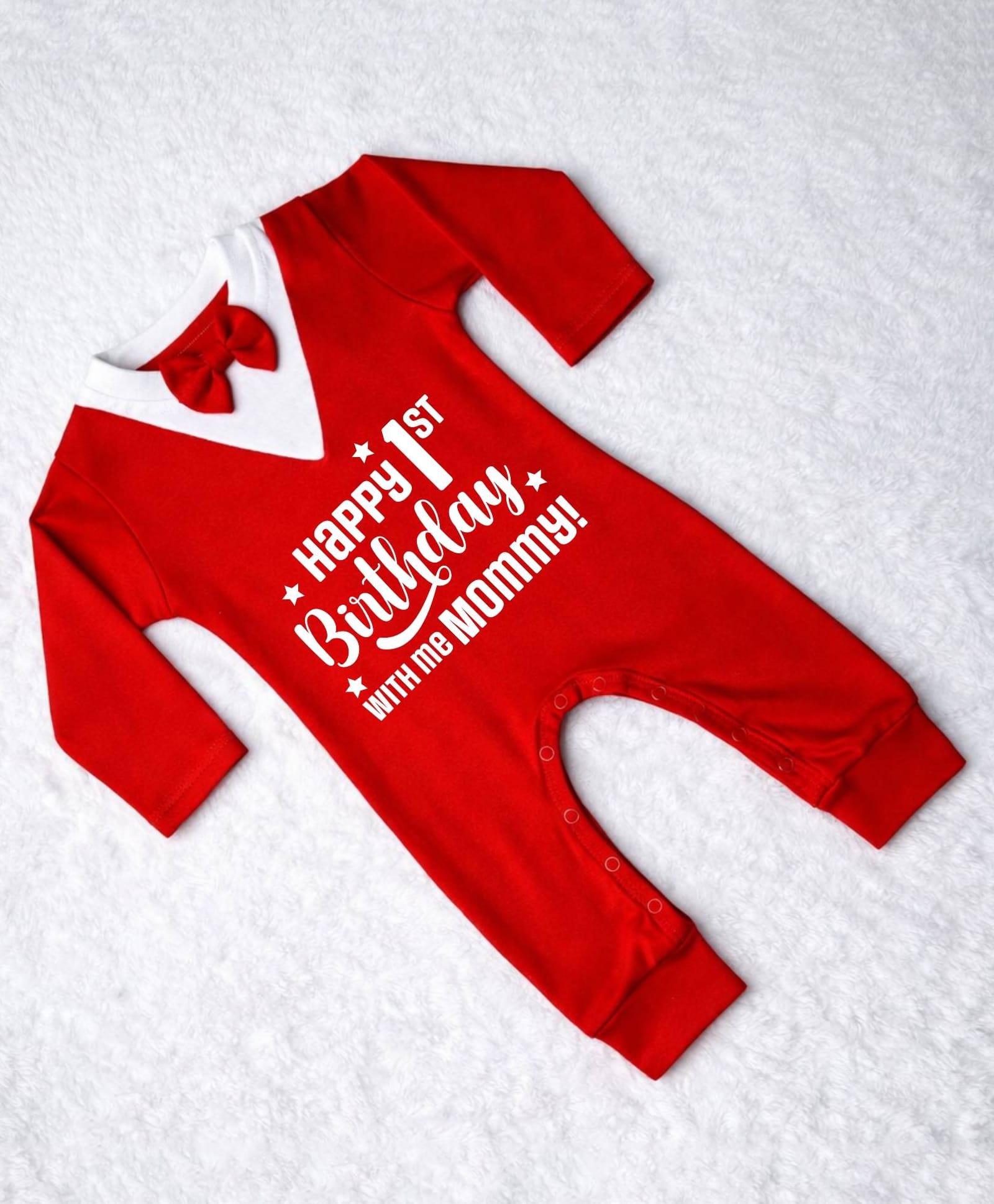 KNITROOT Cotton Knit Full Sleeves Happy 1st Birthday With Me Mommy Text Printed Bow Applique Detailed Romper - Red & White-image-28