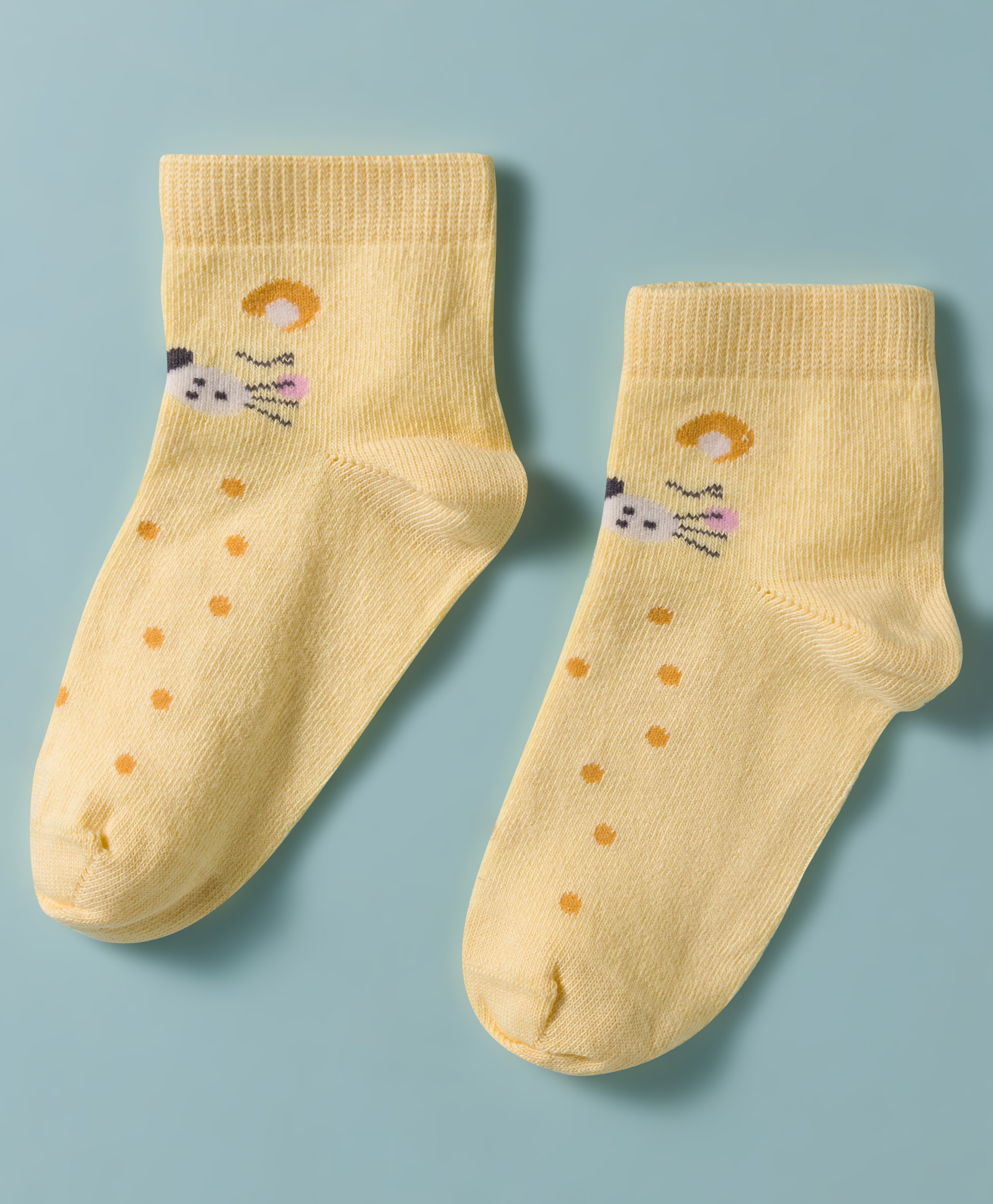 Mustang Knit Ankle Length Socks with Animal Design - Yellow-picture-21