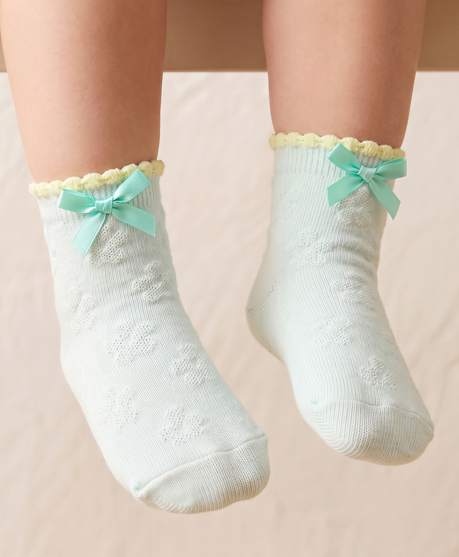 Mustang Socks with Floral Design & Bow Applique - Off White-image-8