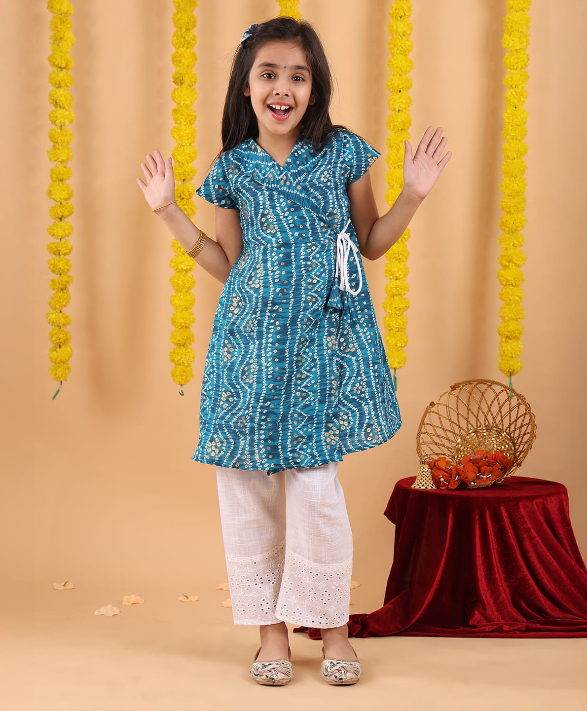 Kinder Kids Cotton Woven Half Sleeves Bandhani Printed Kurti & Pant Set - Blue-picture-18