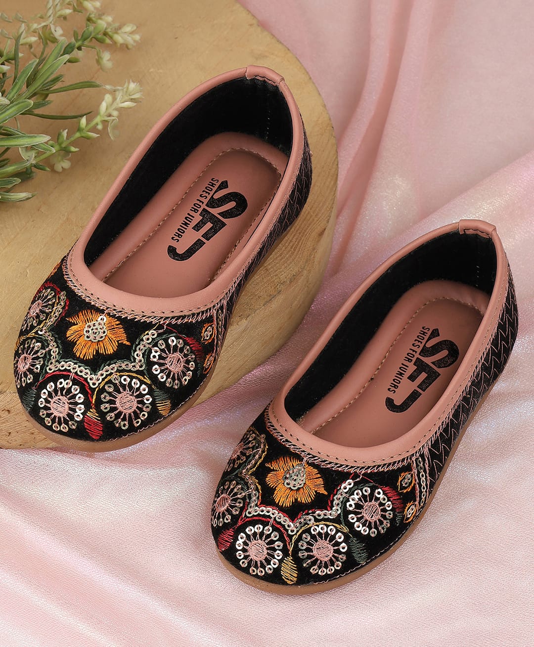 SHOES FOR JUNIORS Floral Thread Work Embroidered & Sequins Embellished Mojaris - Dark Pink