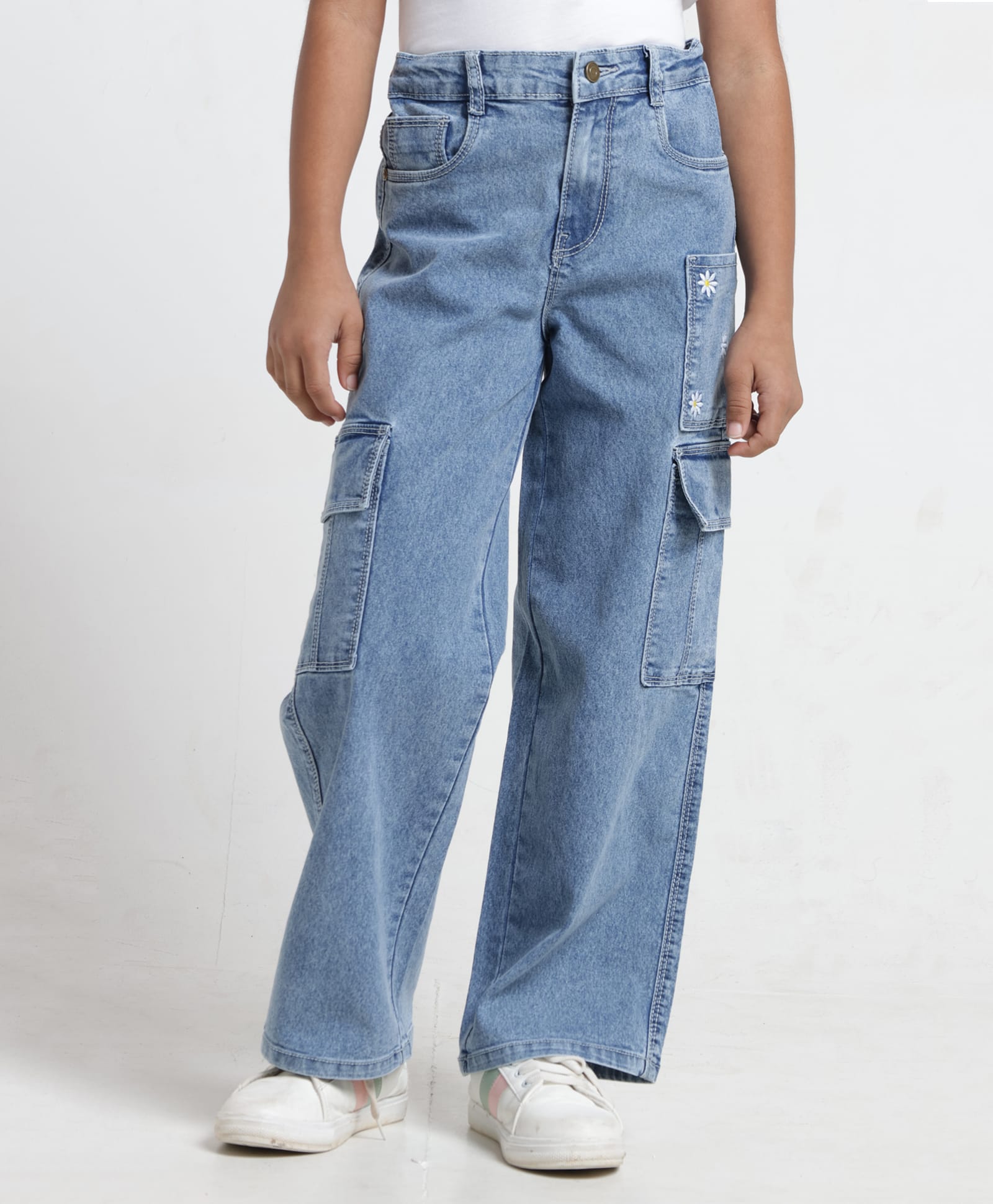 Under Fourteen Only Floral Embroidered Cargo Style Washed Jeans - Light Blue-picture-21