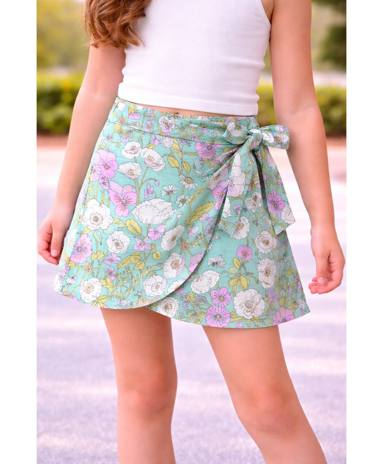 CrayonFlakes Rayon Woven Floral Printed Bow Applique Detailed Skort - Green-picture-19