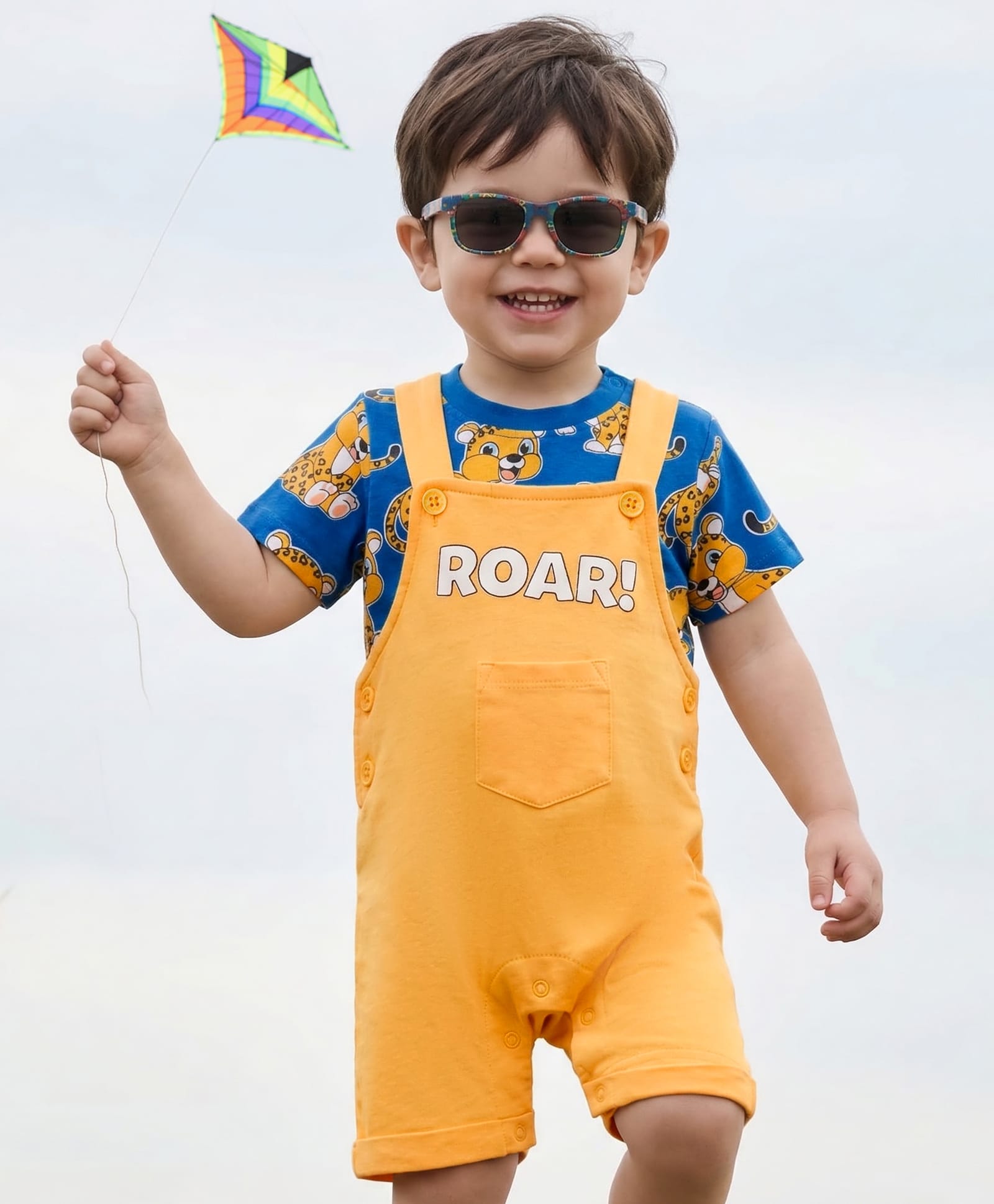Babyhug Single Jersey Knit Half Sleeves T-Shirt & Dungaree Set with Tiger Print - Yellow & Navy Blue-image-33