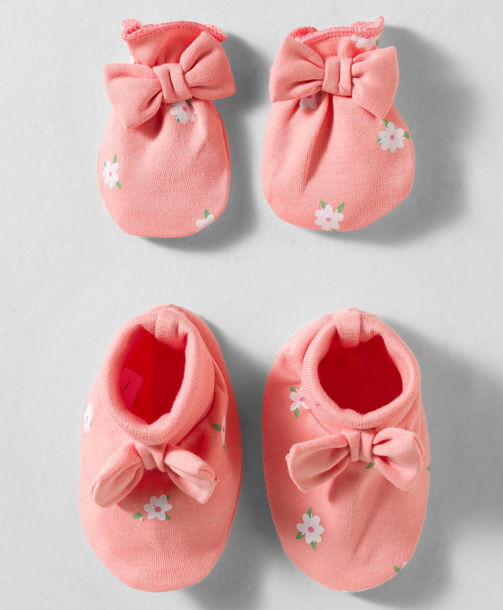 Babyhug 100% Cotton Interlock Knit Floral Printed Mittens & Booties- Multicolor-picture-25