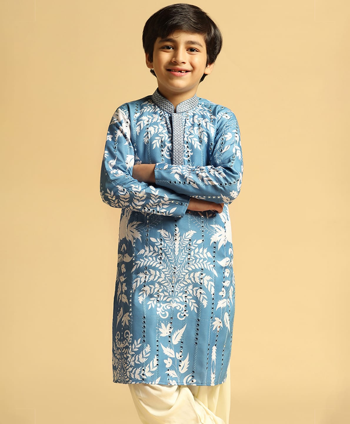 KISAH Cotton Blend Woven Full Sleeves Leaf Printed Mirror Detailed Kurta - Blue