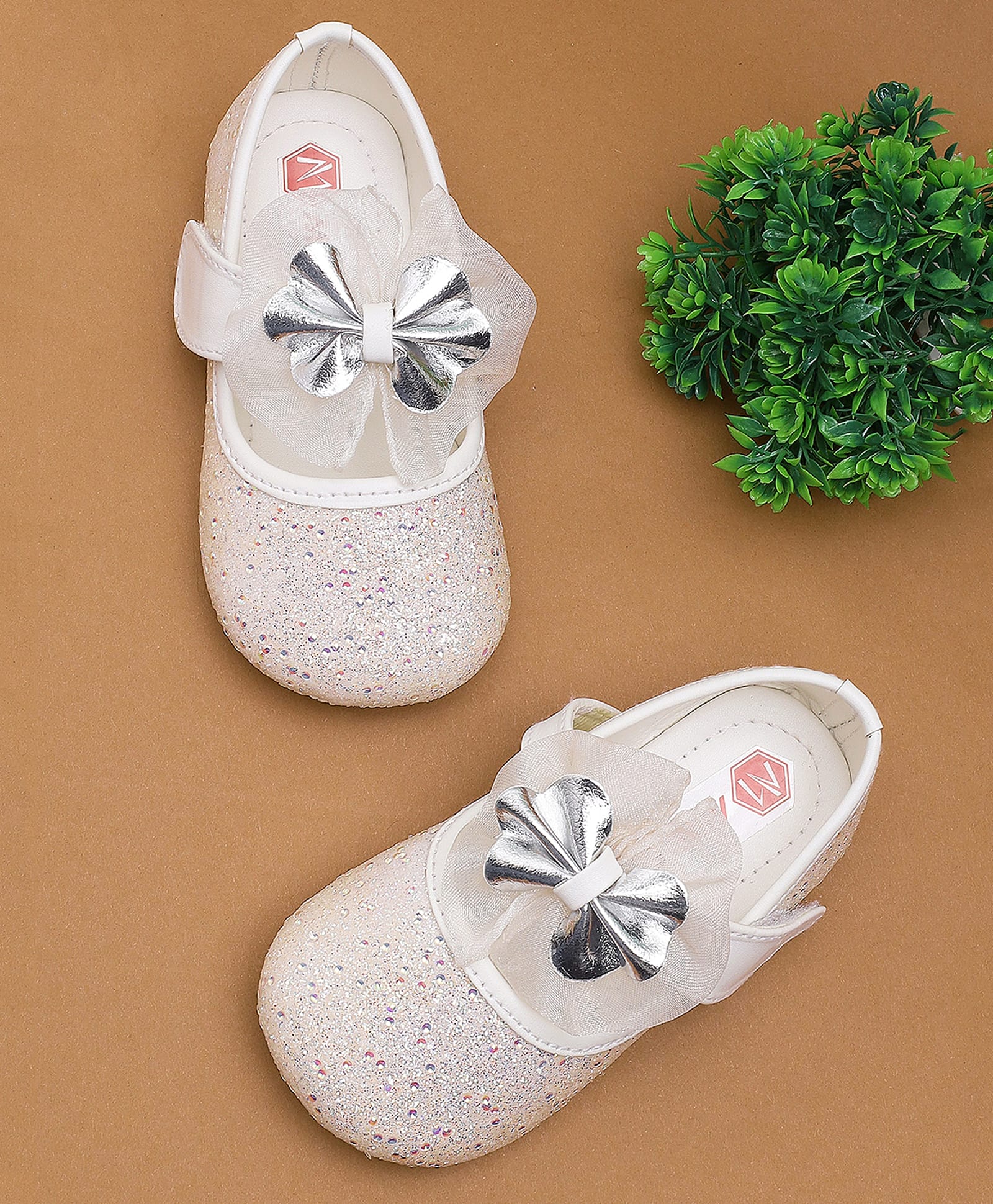 Mine Sole Bow Applique Glitter Detailed Stones Embellished Velcro Closure Ballerinas - White-image-43