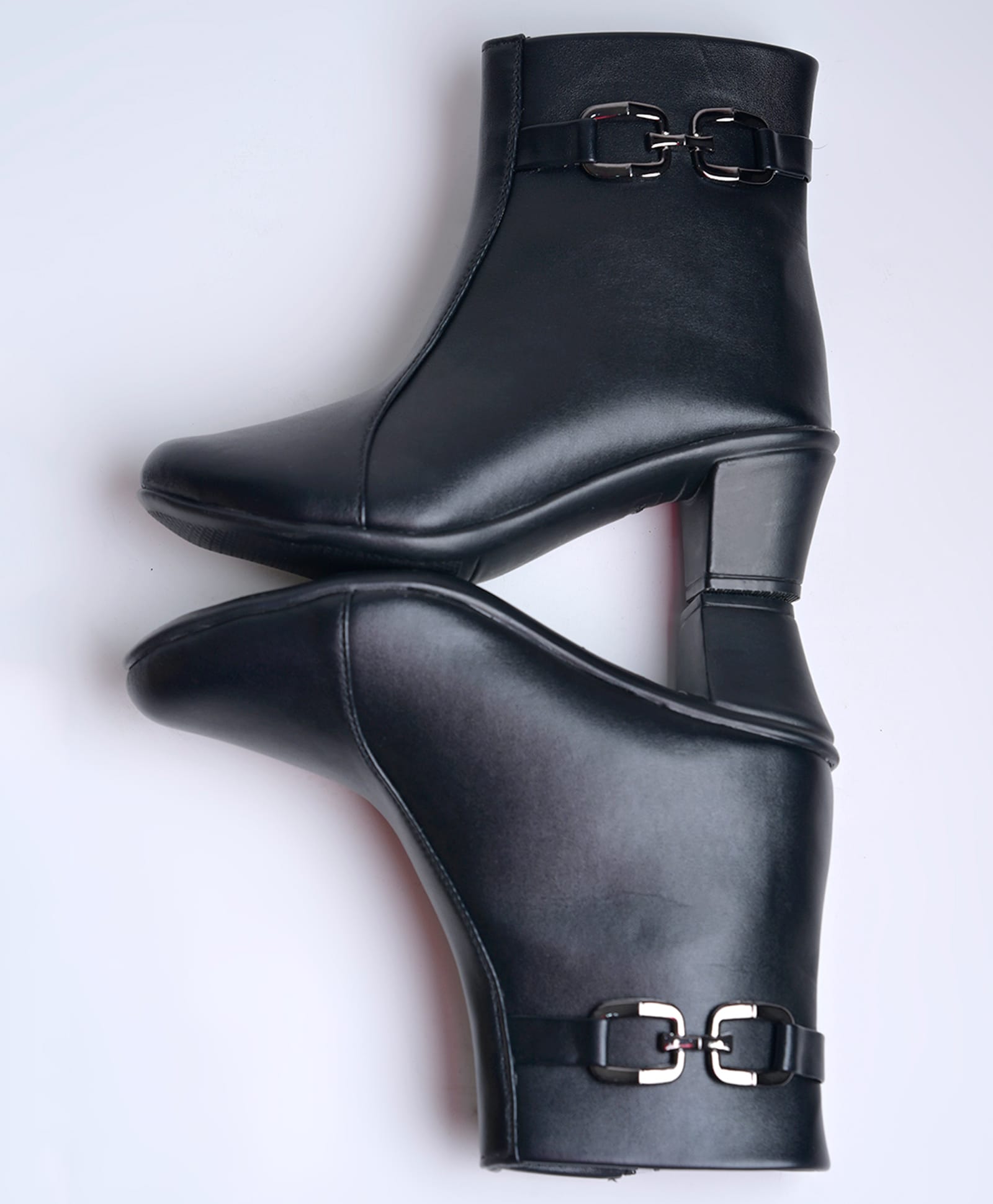 Shoetopia Abstract Applique Detailed Zip Closure Heel Boots - Black-picture-10