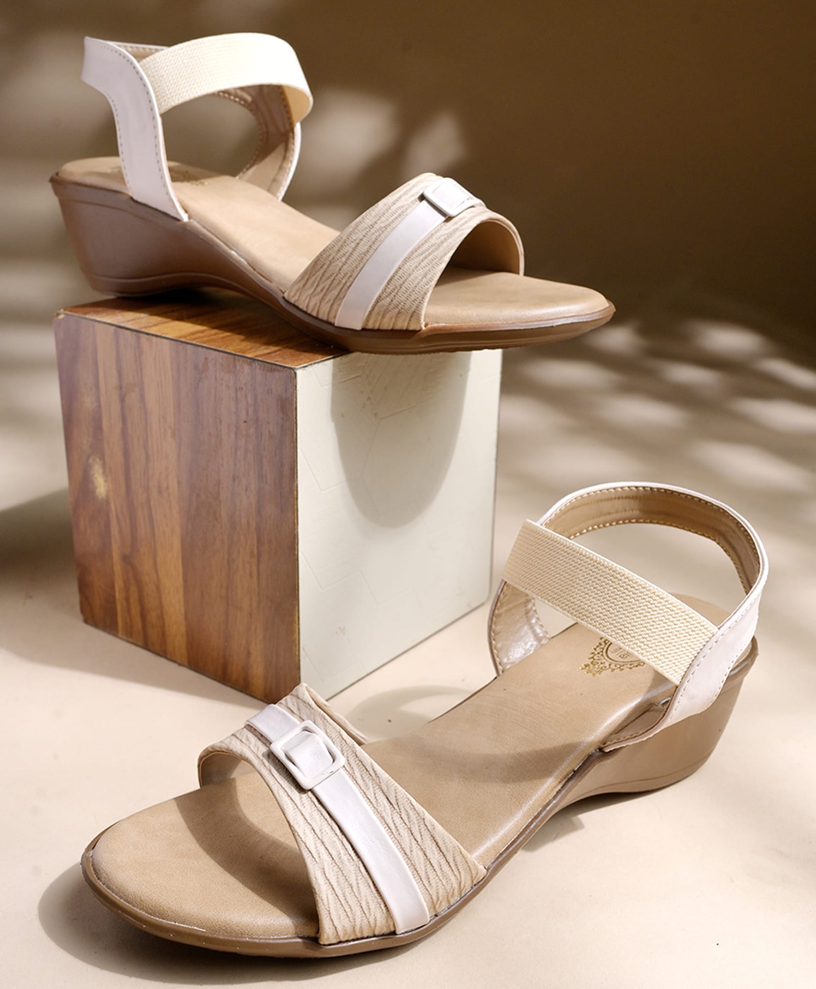 Shoetopia Buckle Detailed Slip On Sandals - Cream-picture-13