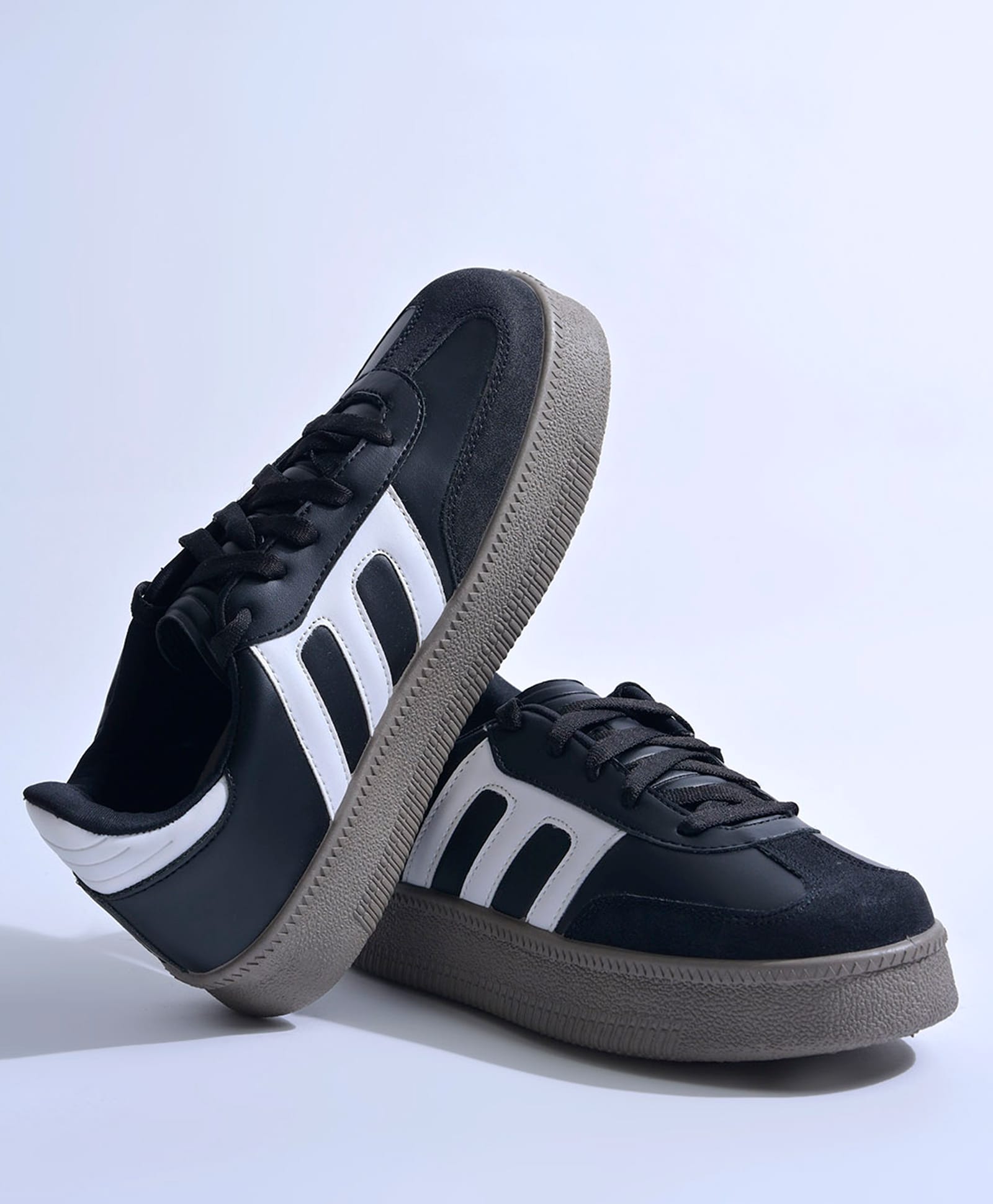 Shoetopia Colour Blocked Lace Up Shoes - Black-picture-27