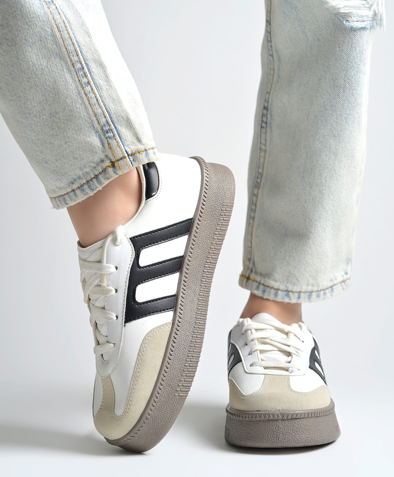 Shoetopia Colour Blocked Lace Up Shoes - White-picture-14