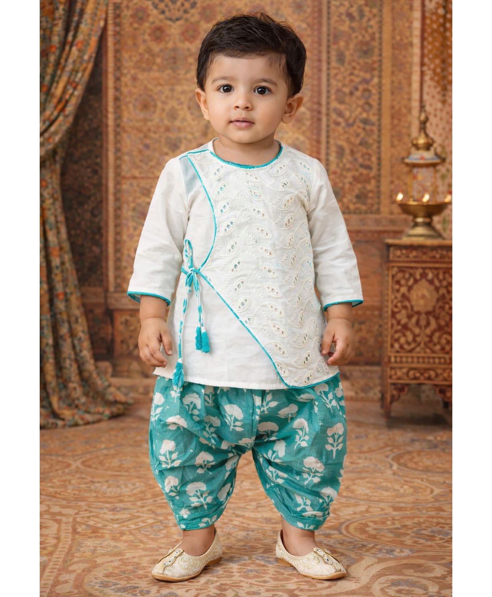 Pspeaches Cotton Woven Full Sleeves Leaves Designed Schiffli Embroidered Kurta & Dhoti Set - White-picture-34