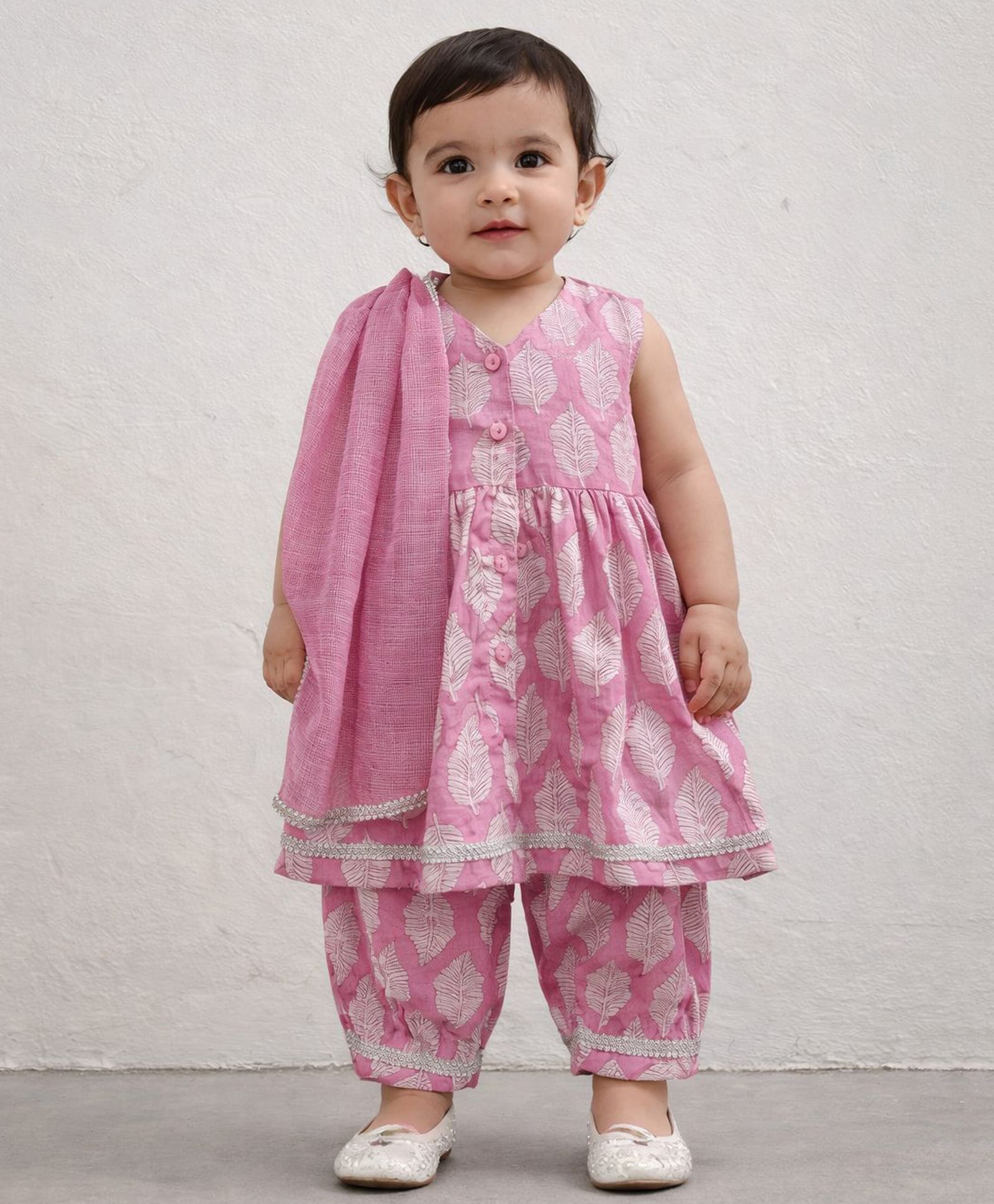 Pspeaches Cotton Woven Sleeveless Leaves Printed Kurti & Salwar With Dupatta Set - Pink-image-34